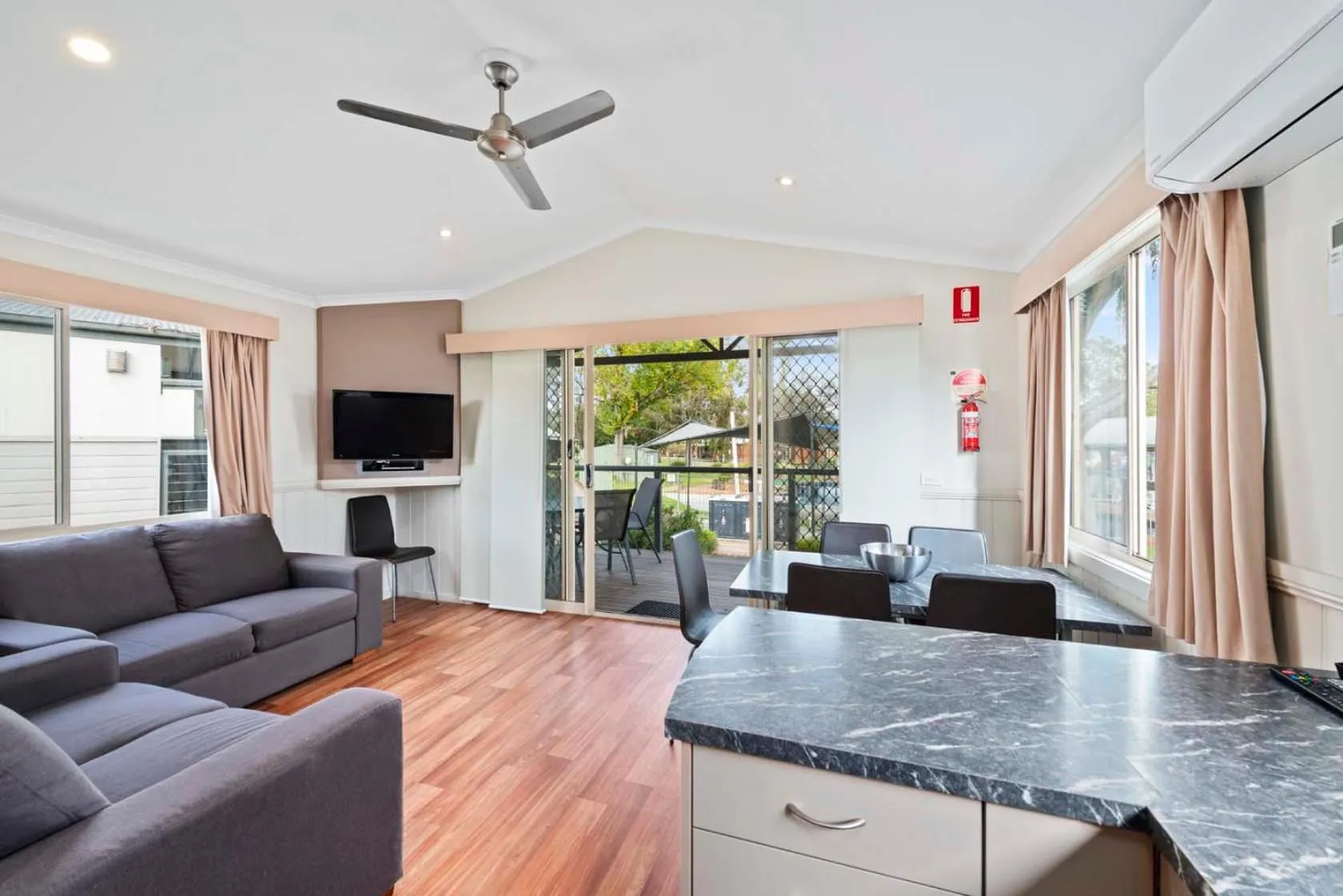 Living room in Lake Hume Holiday Park