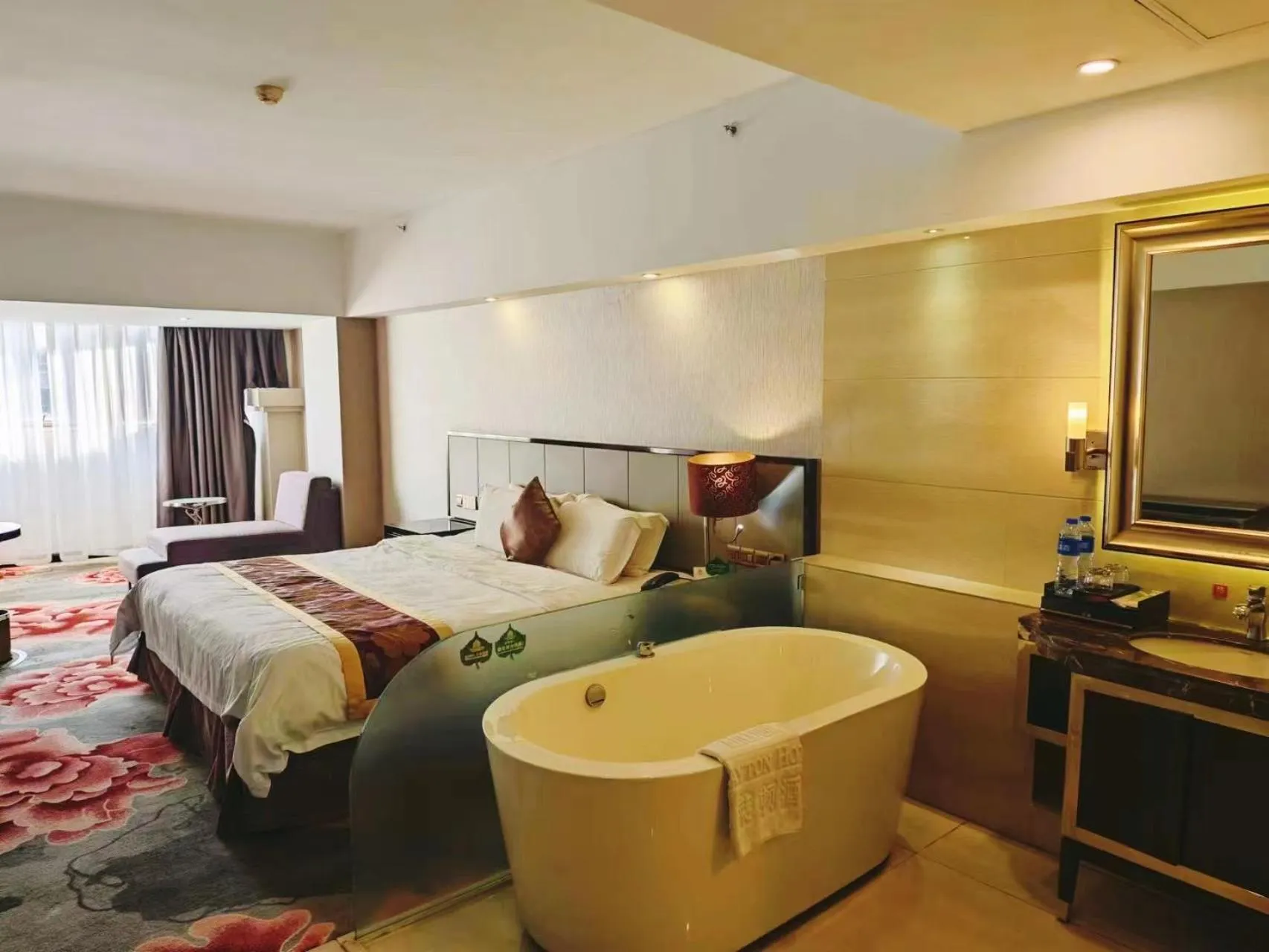Bed in 广州克莱顿酒店 Clayton Hotel Pazhou Exhibition Center