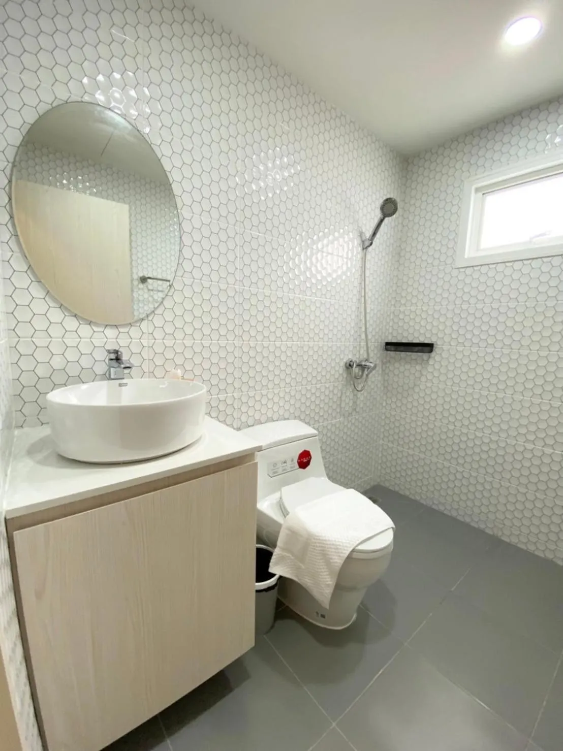 Bathroom in Mangkon Hostel