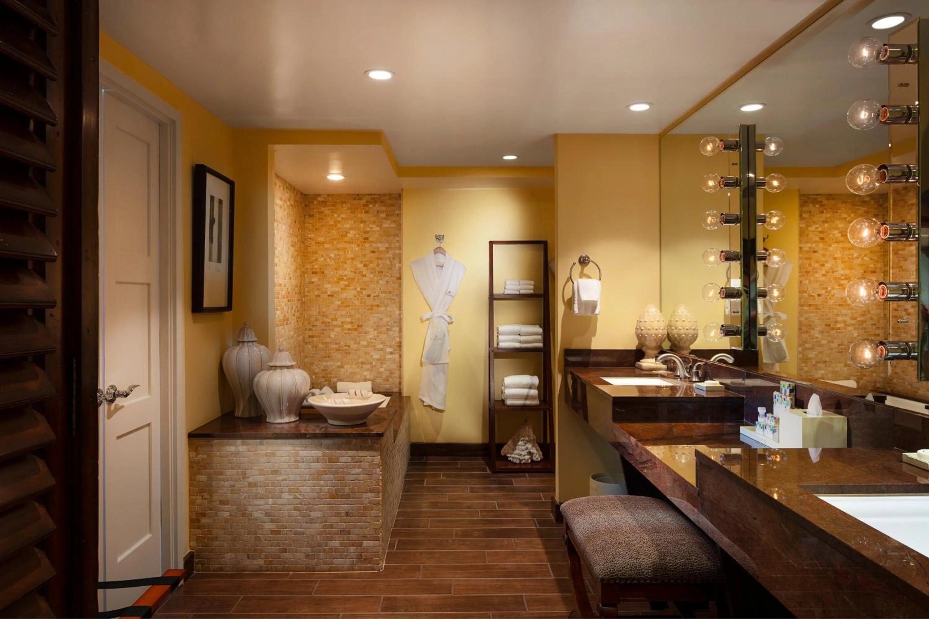 Bathroom in The Kahala Hotel and Resort