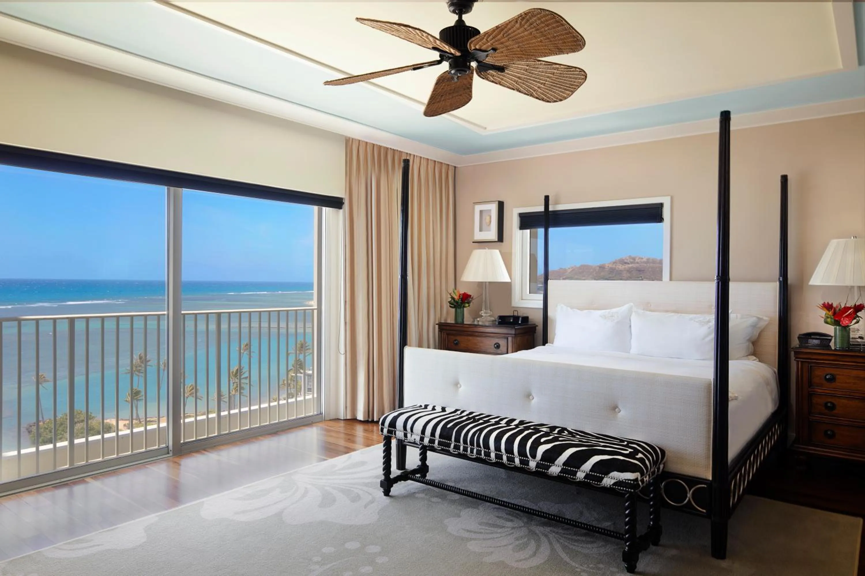 Bed in The Kahala Hotel and Resort