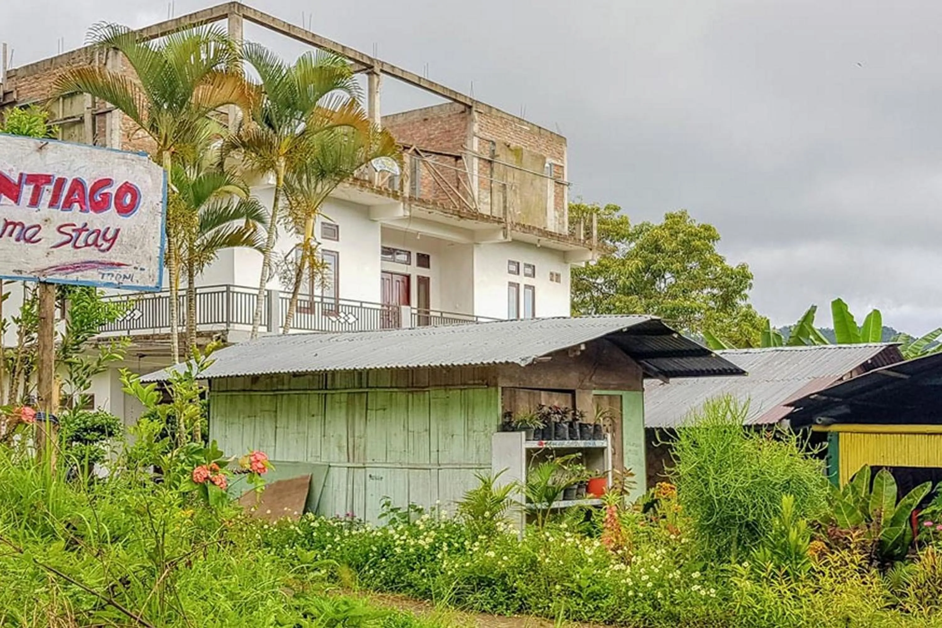 Santiago Bed and Breakfast at Desa Wisata Moni