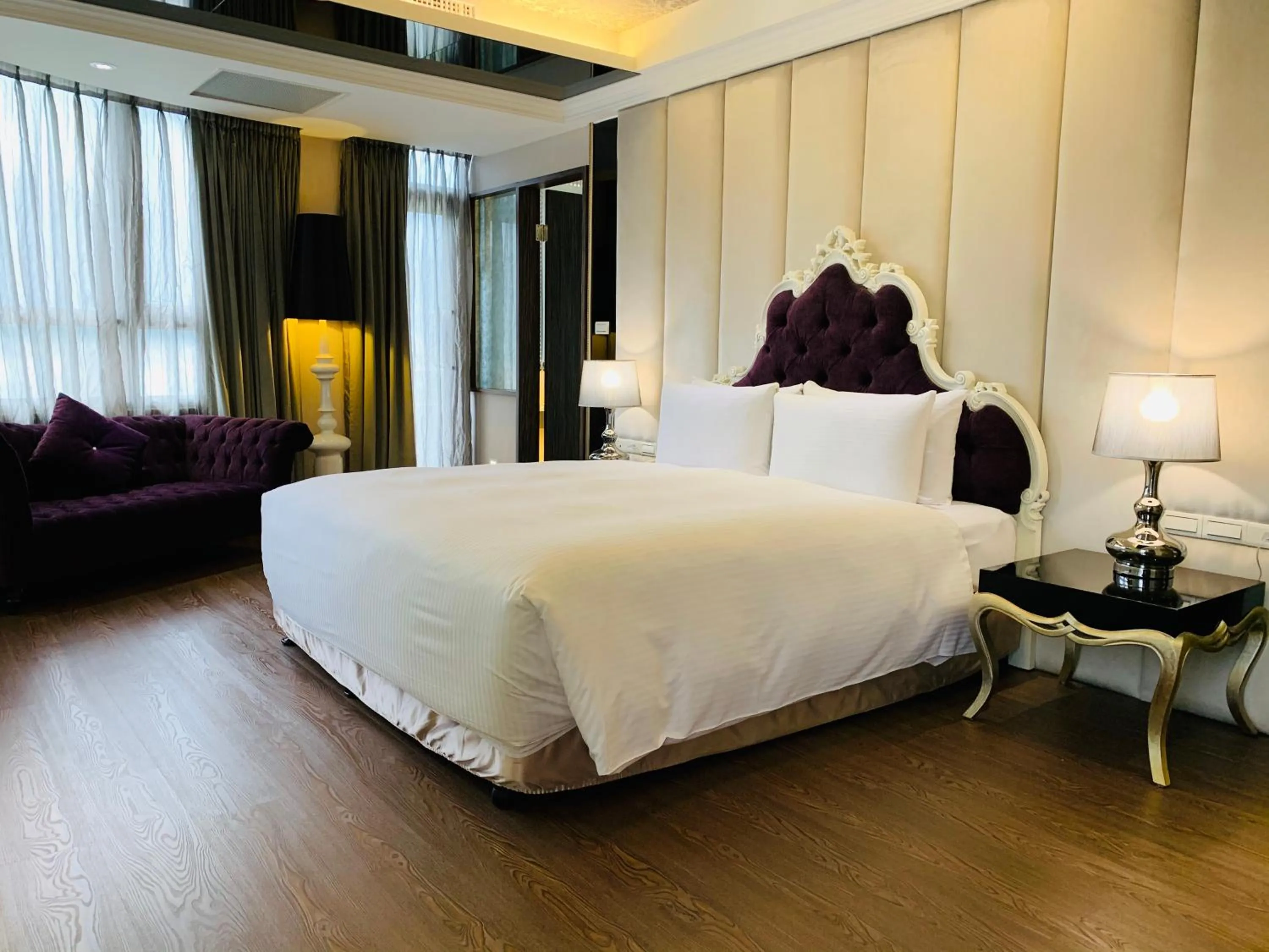 Bed in Ramada Encore By Wyndham Hualien
