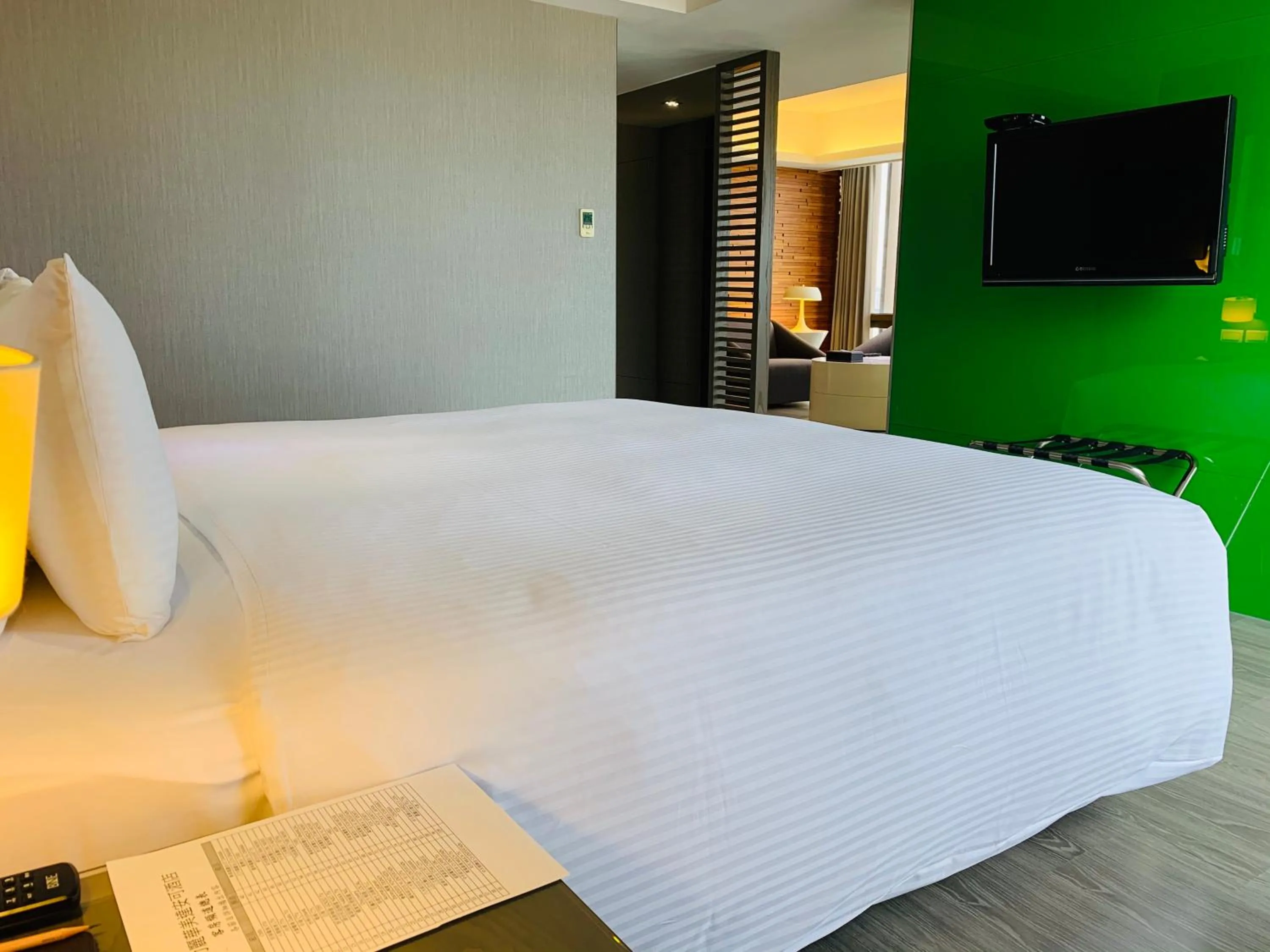 Bedroom, Bed in Ramada Encore By Wyndham Hualien