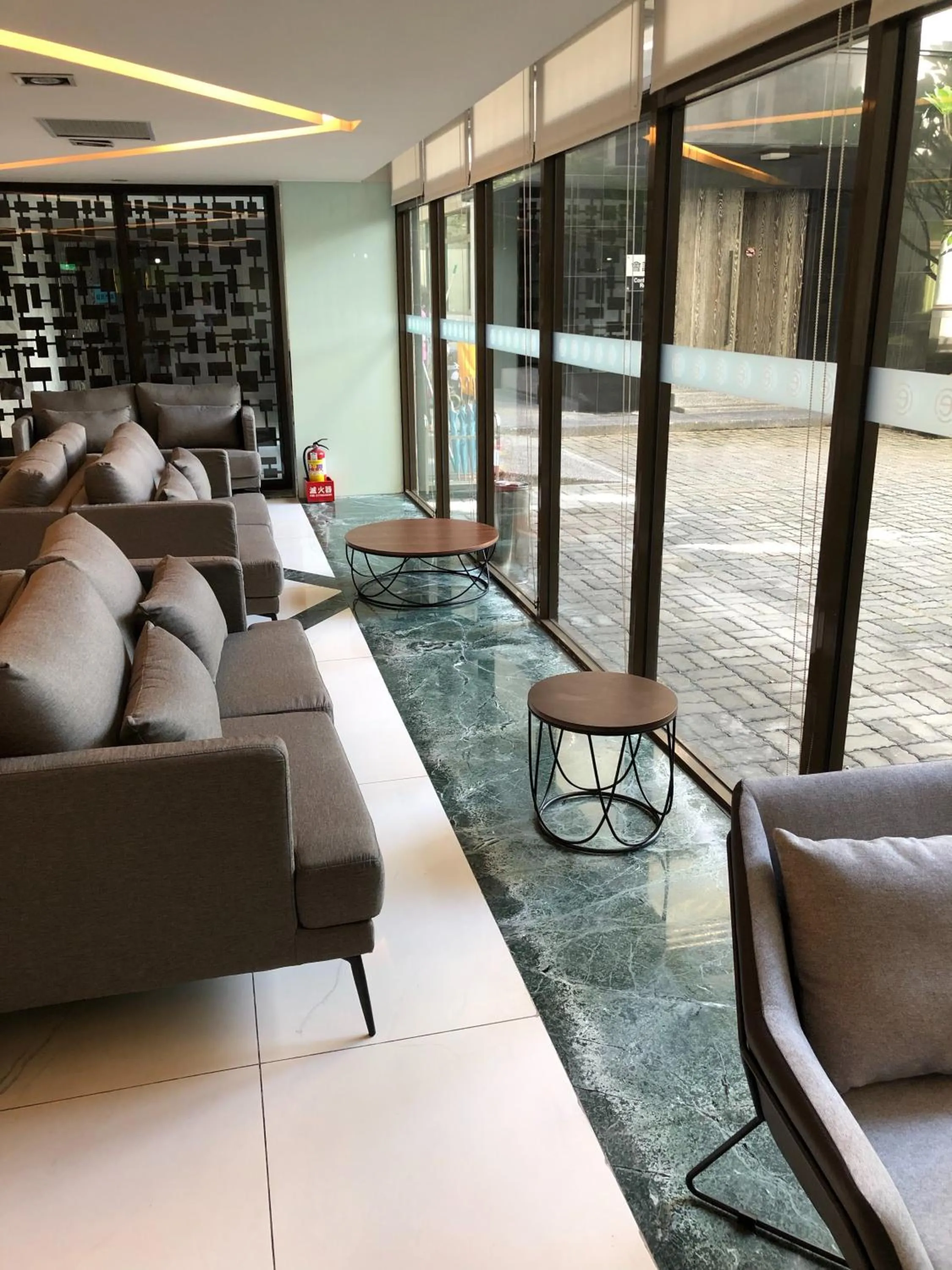 Lobby or reception in Ramada Encore By Wyndham Hualien