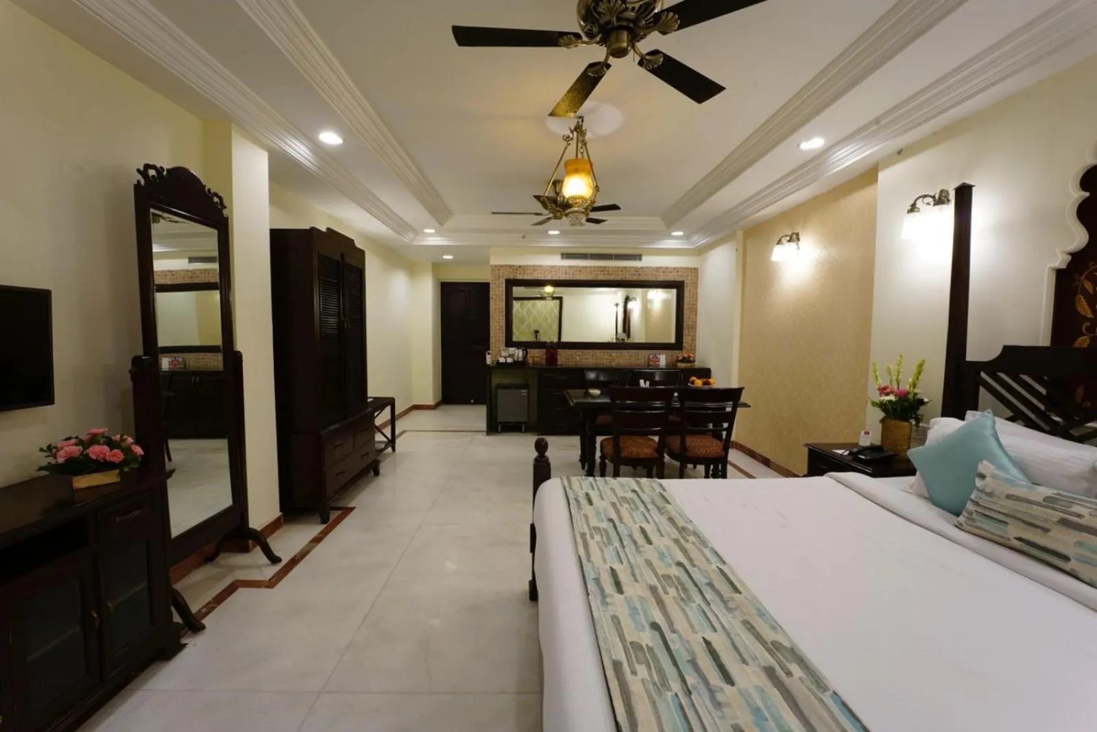 Seating area, Bed in Shree Vallabh Vilas Lords Plaza Nathdwara - Pure Veg