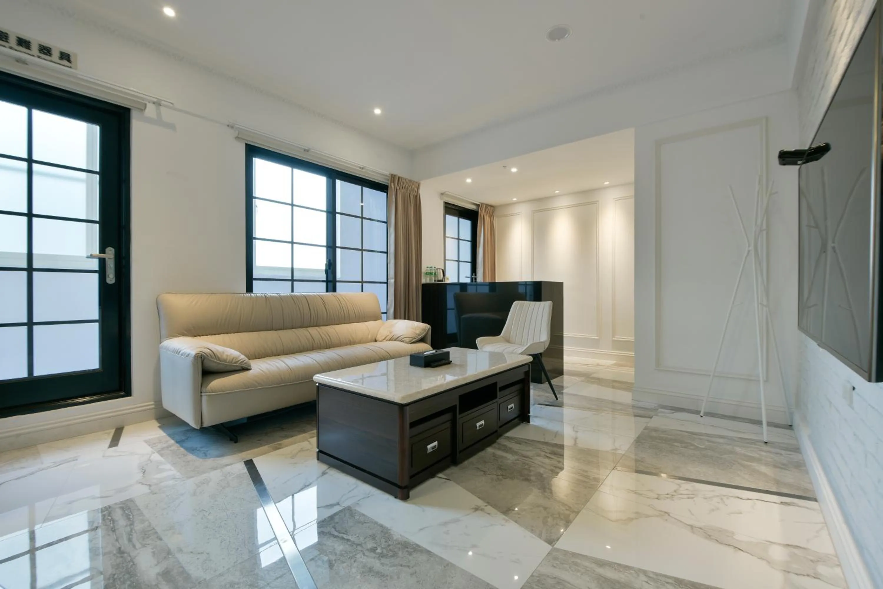 TV and multimedia in Fengjia JinRui Hotel