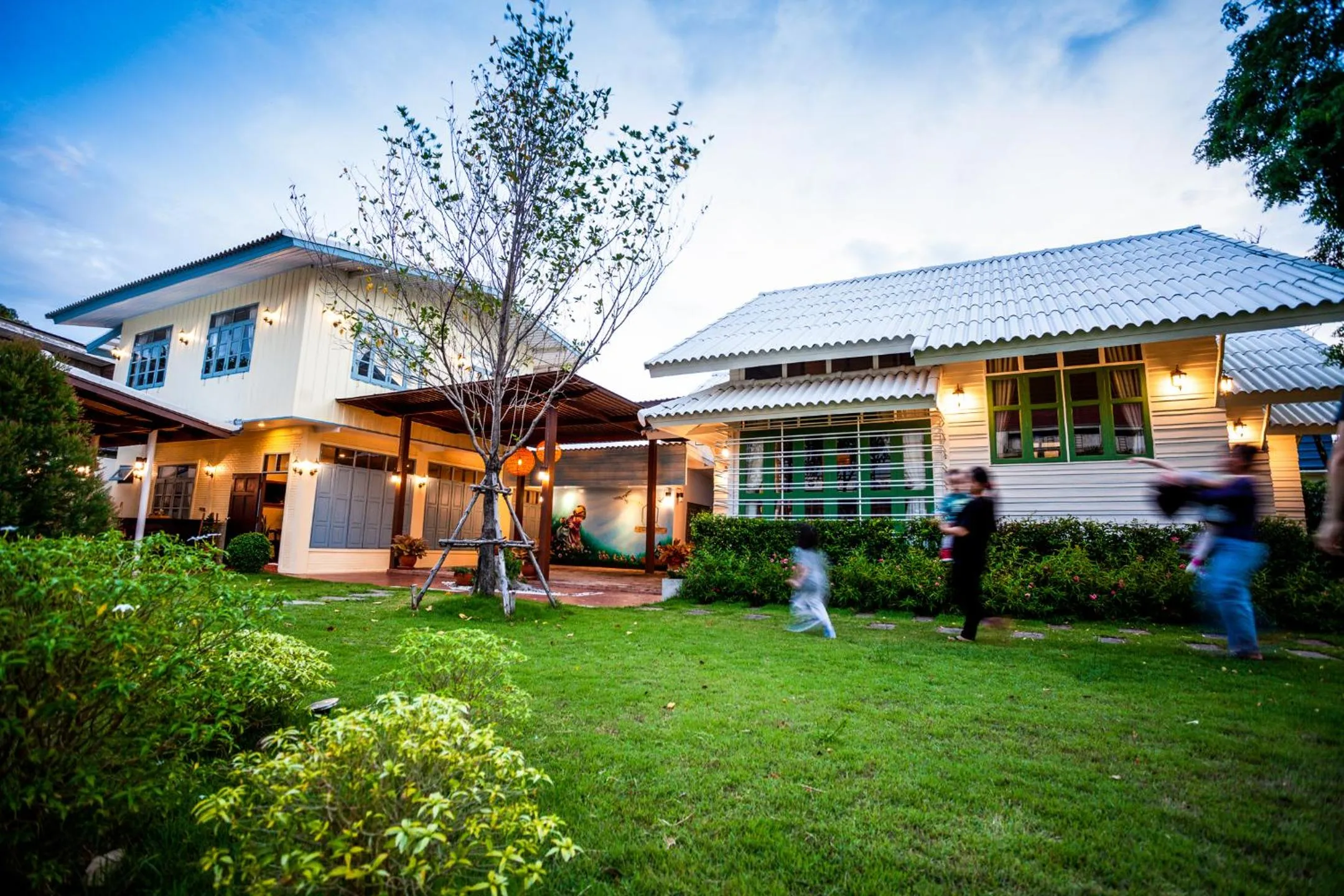 Property building in Baan Suan Krung Kao