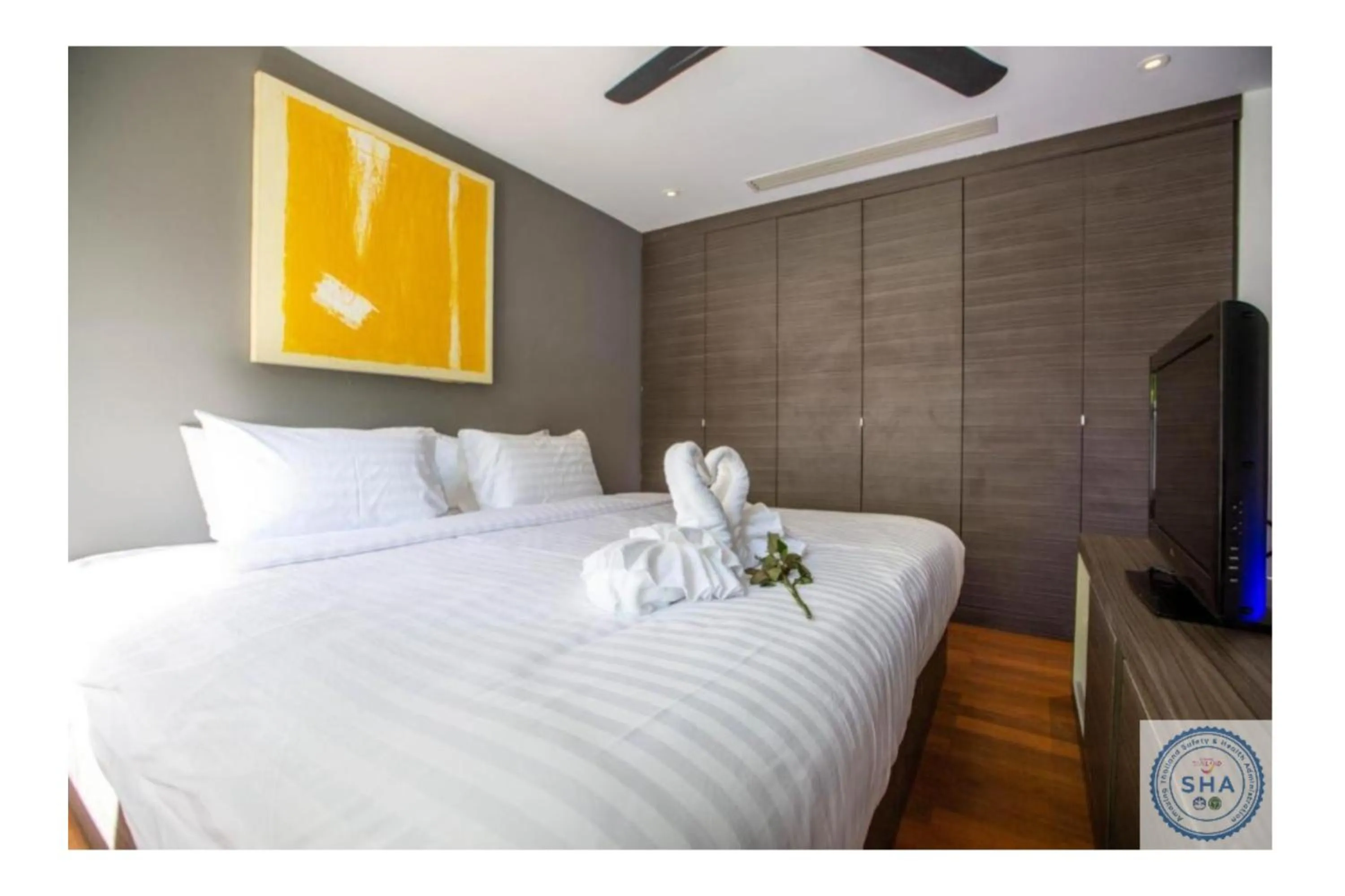 Bed in Panorama Samui Residences
