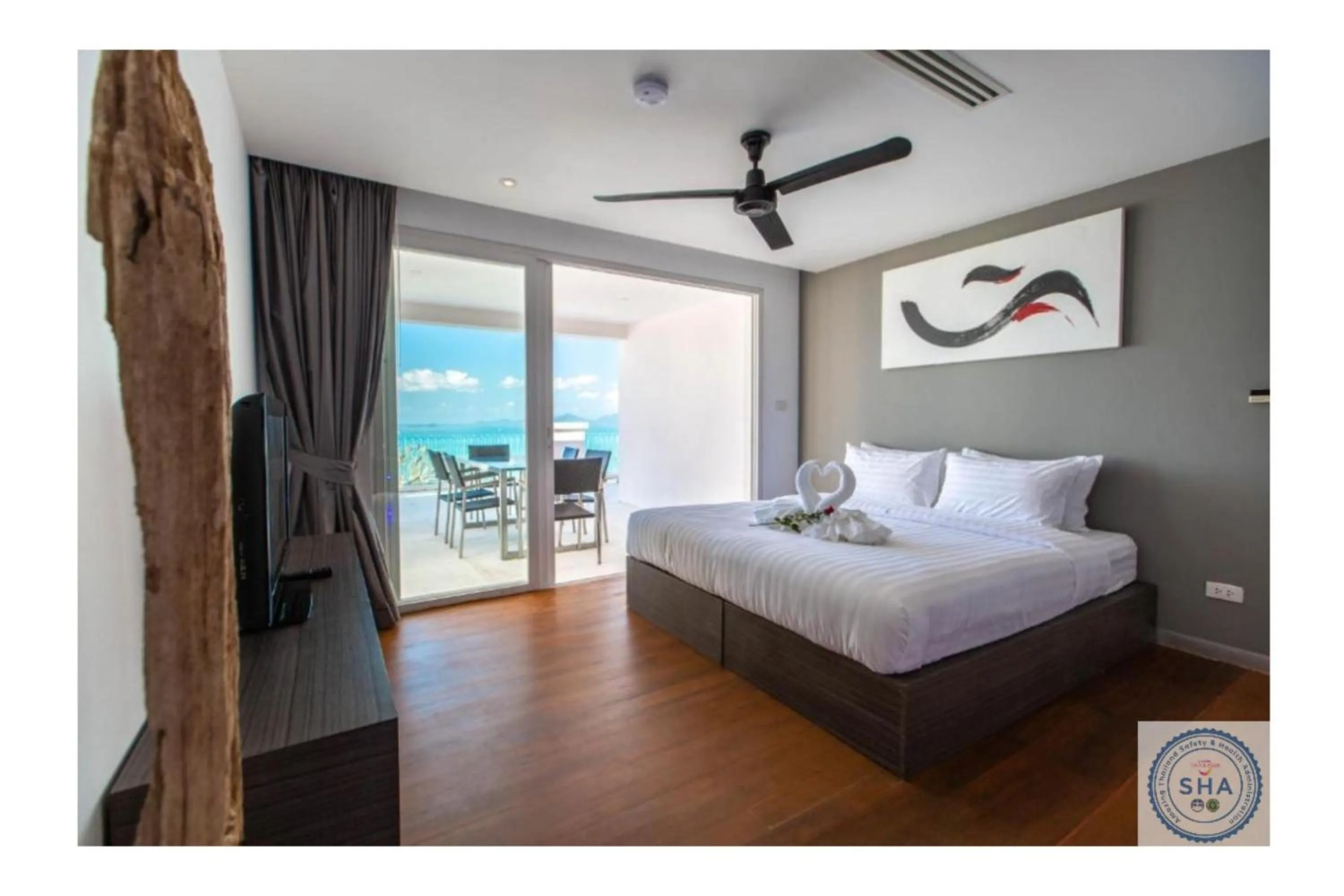 Bed in Panorama Samui Residences