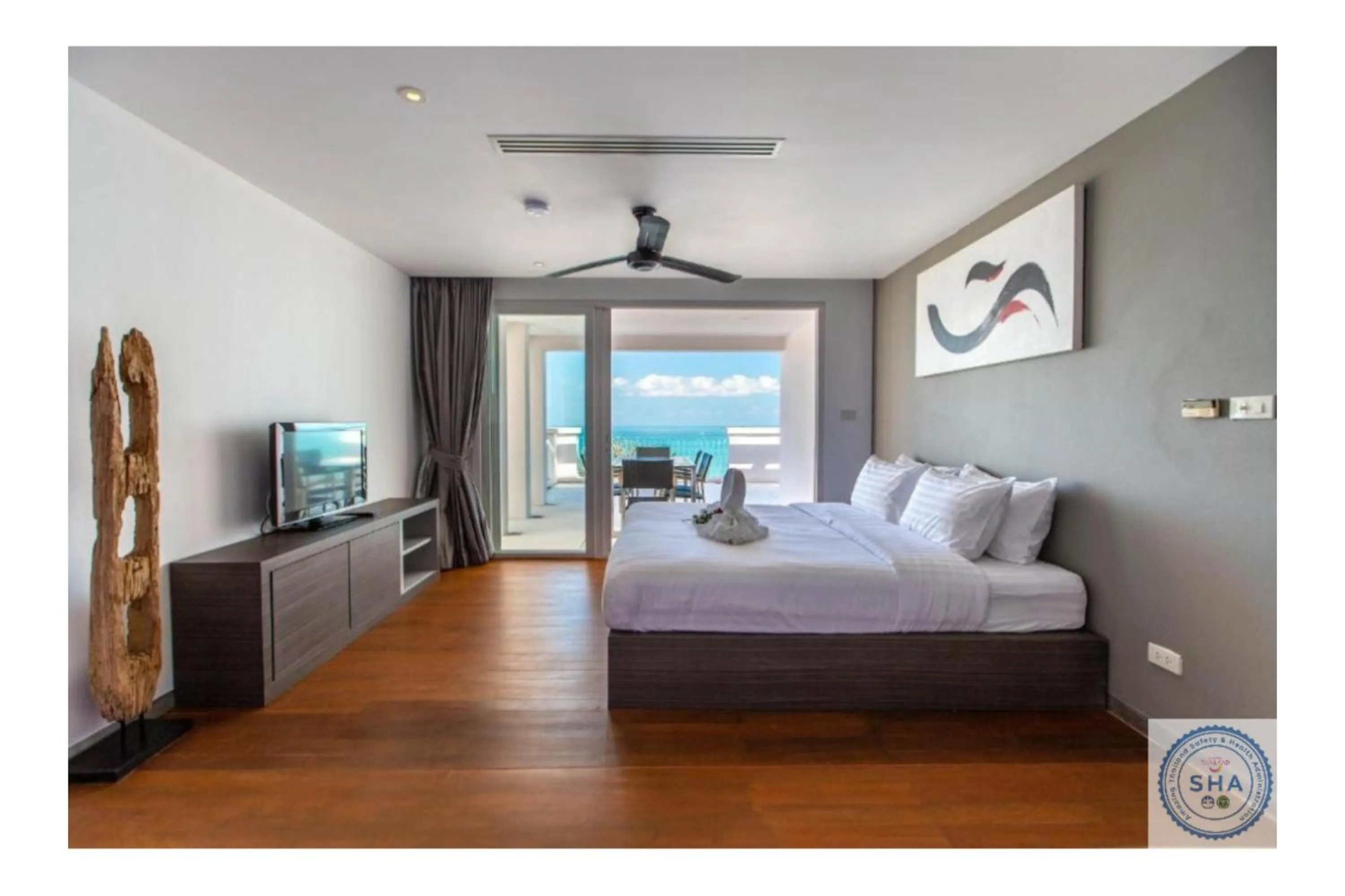 Bed in Panorama Samui Residences