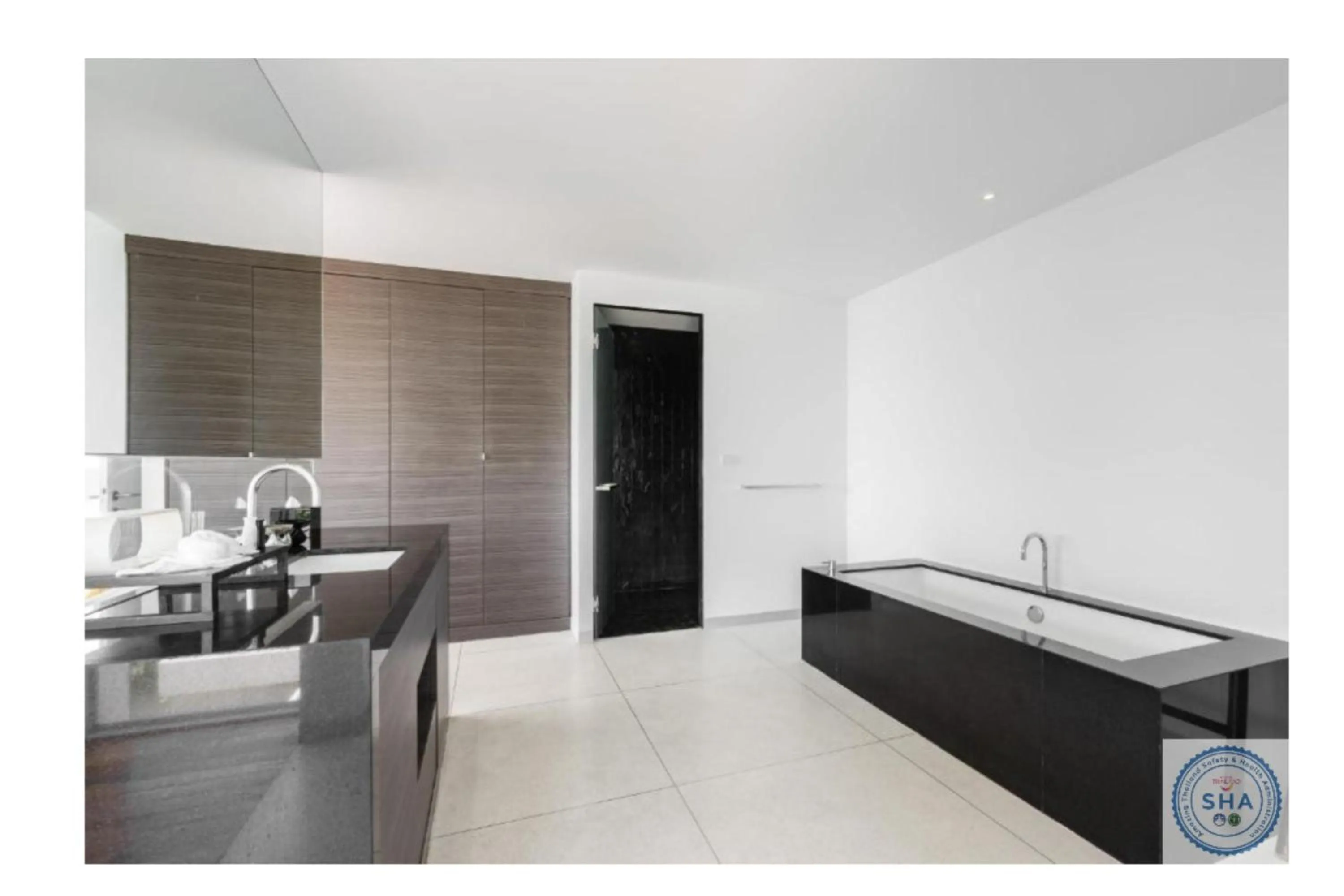 Bathroom in Panorama Samui Residences