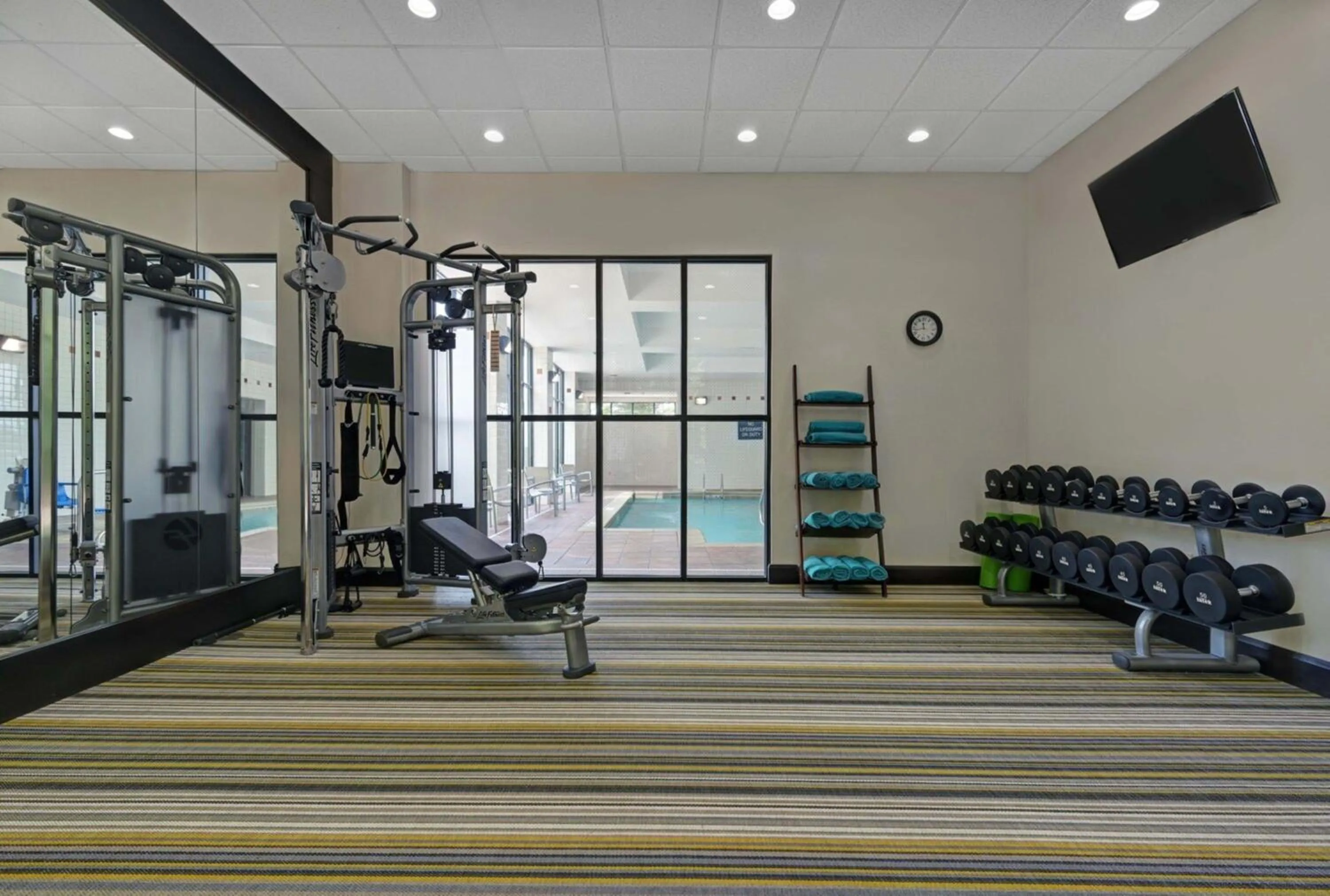 Fitness centre/facilities in Four Points by Sheraton Birmingham Homewood