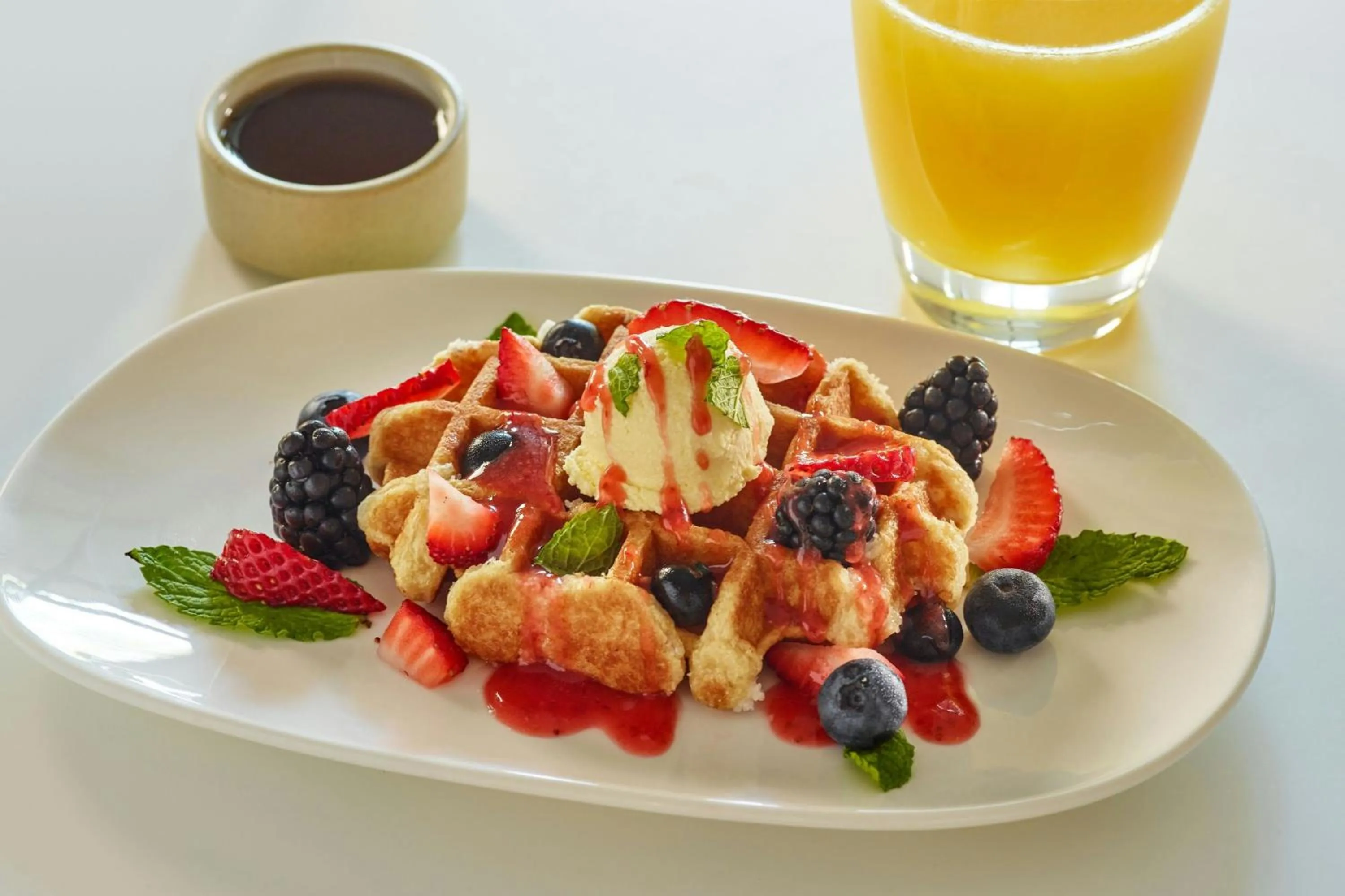 Restaurant/places to eat in AC Hotel by Marriott Charlotte SouthPark