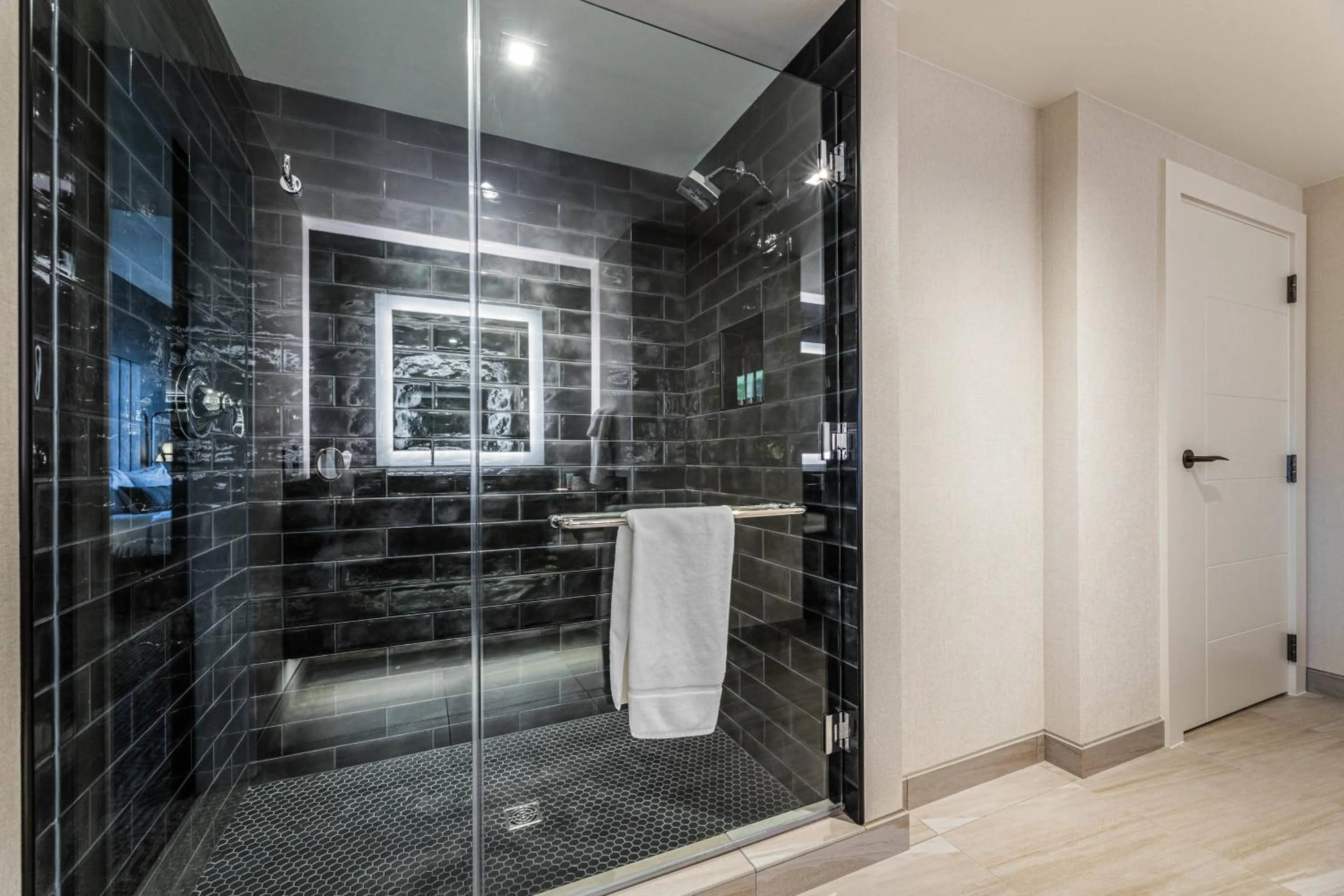 Bathroom in Hotel Vin, Grapevine, Autograph Collection