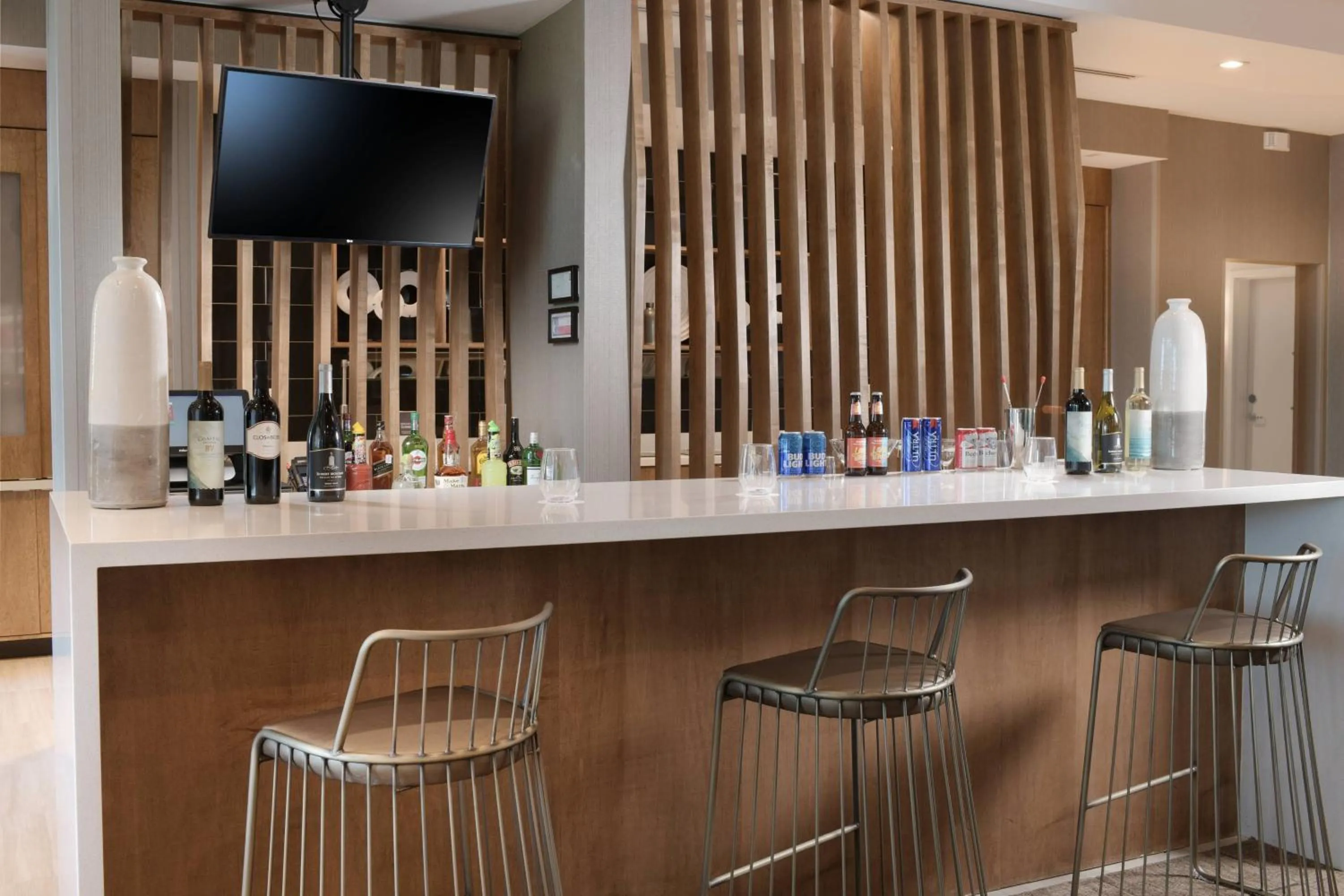 Lounge or bar in SpringHill Suites by Marriott Texas City