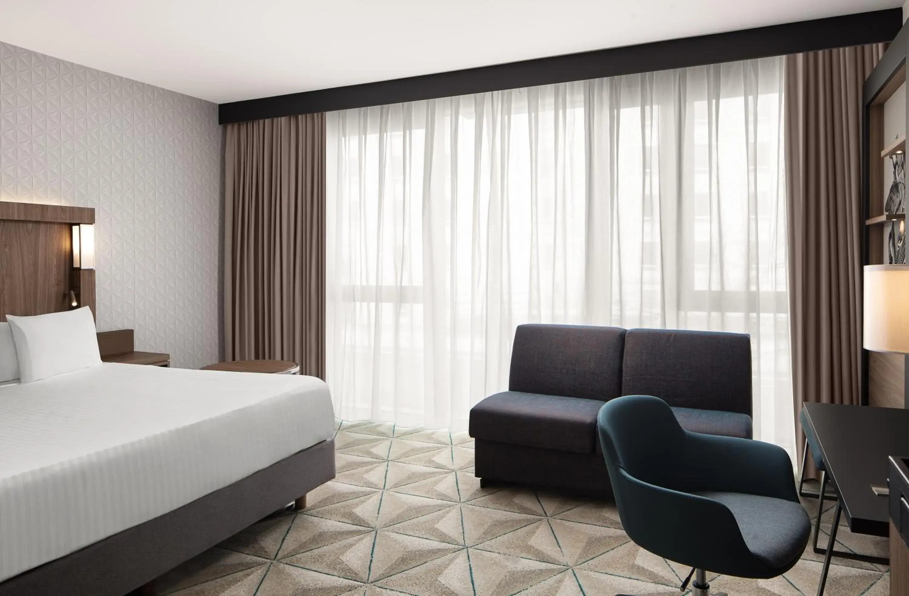 Junior Suite - High Floor in Courtyard by Marriott Paris Porte de Versailles Junior Suite - High Floor in Courtyard by Marriott Paris Porte de Versailles