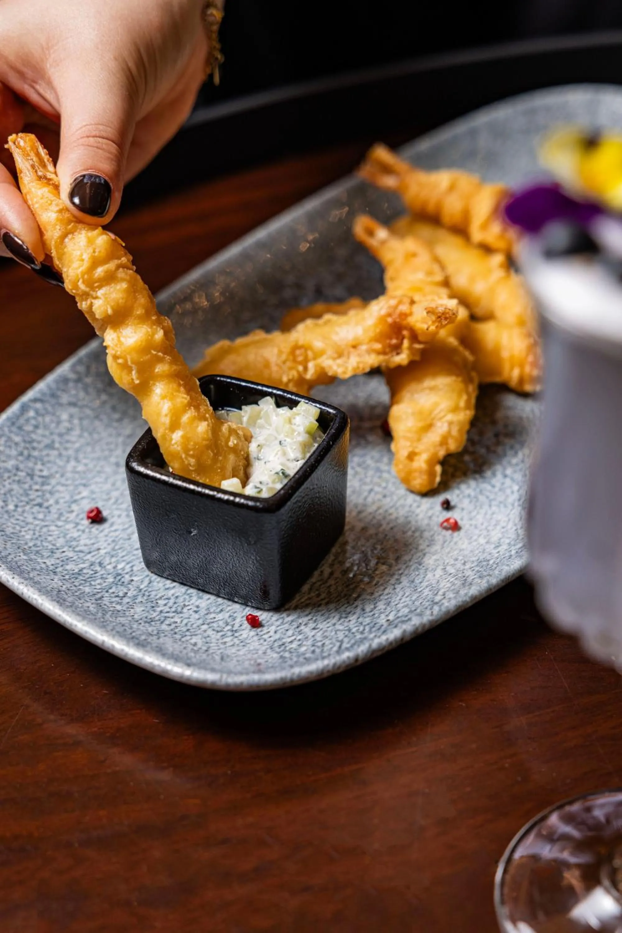 Lounge or bar in Courtyard by Marriott Paris Porte de Versailles