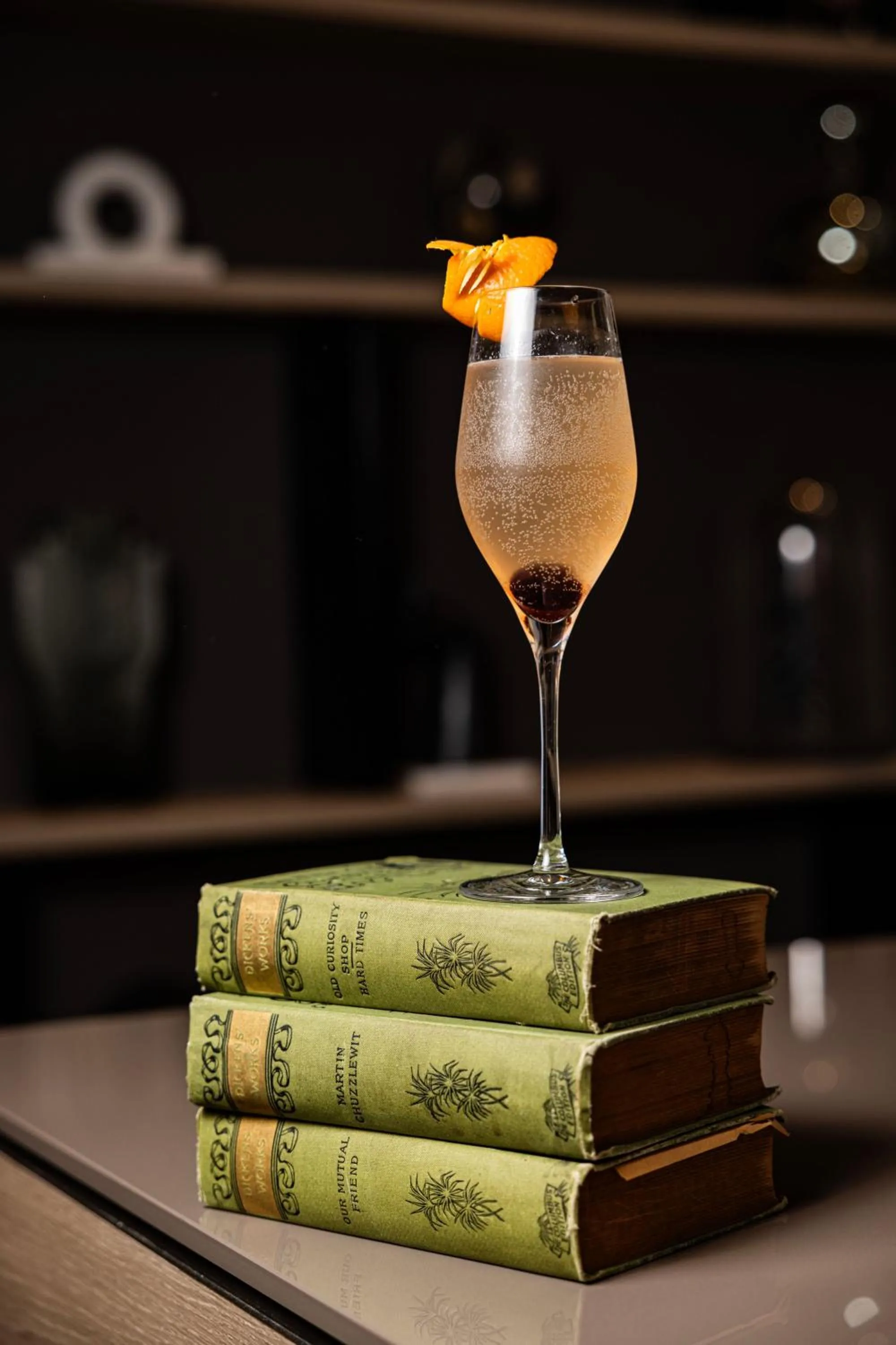 Lounge or bar in Courtyard by Marriott Paris Porte de Versailles