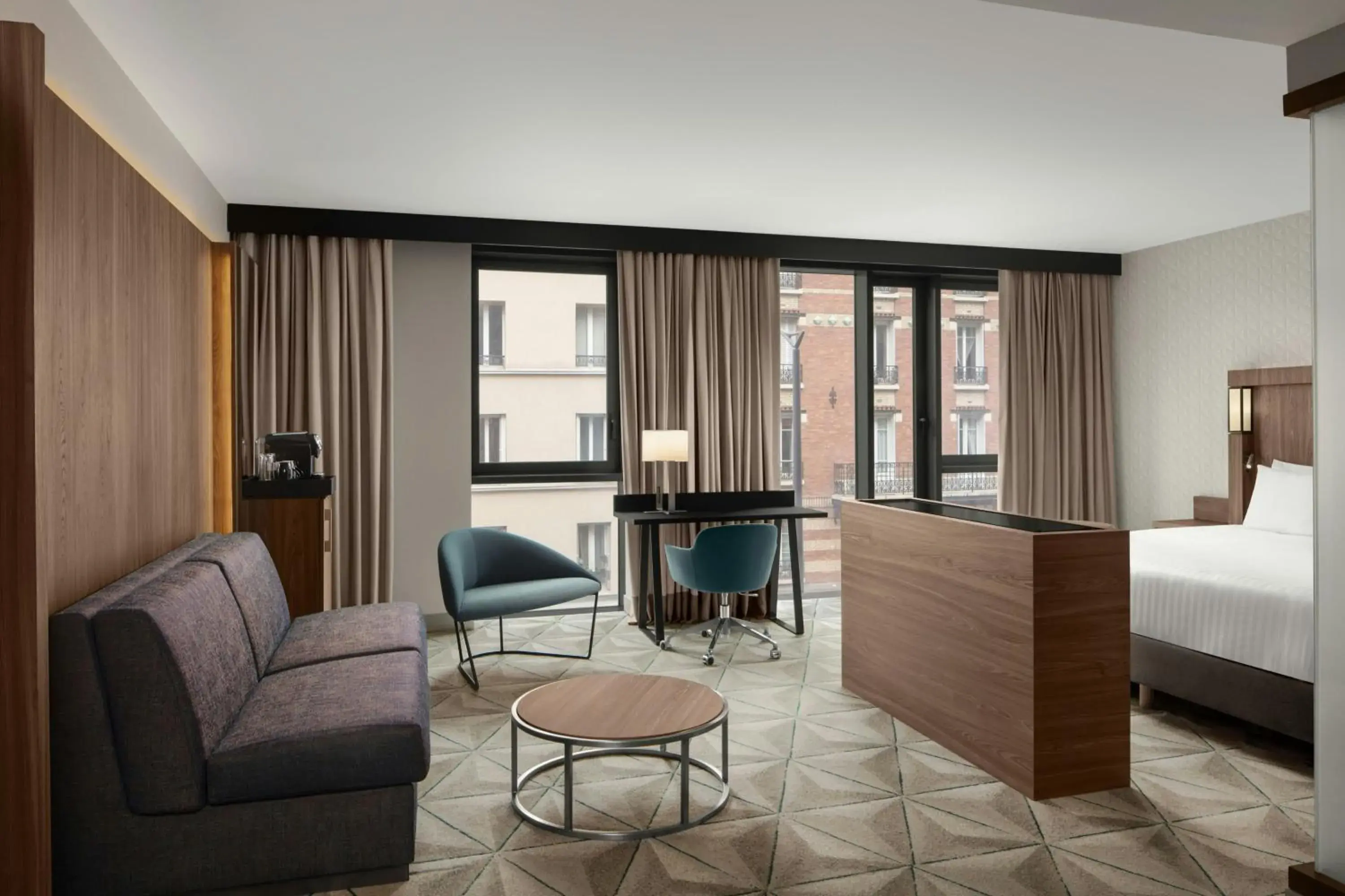 Executive Suite in Courtyard by Marriott Paris Porte de Versailles Executive Suite in Courtyard by Marriott Paris Porte de Versailles