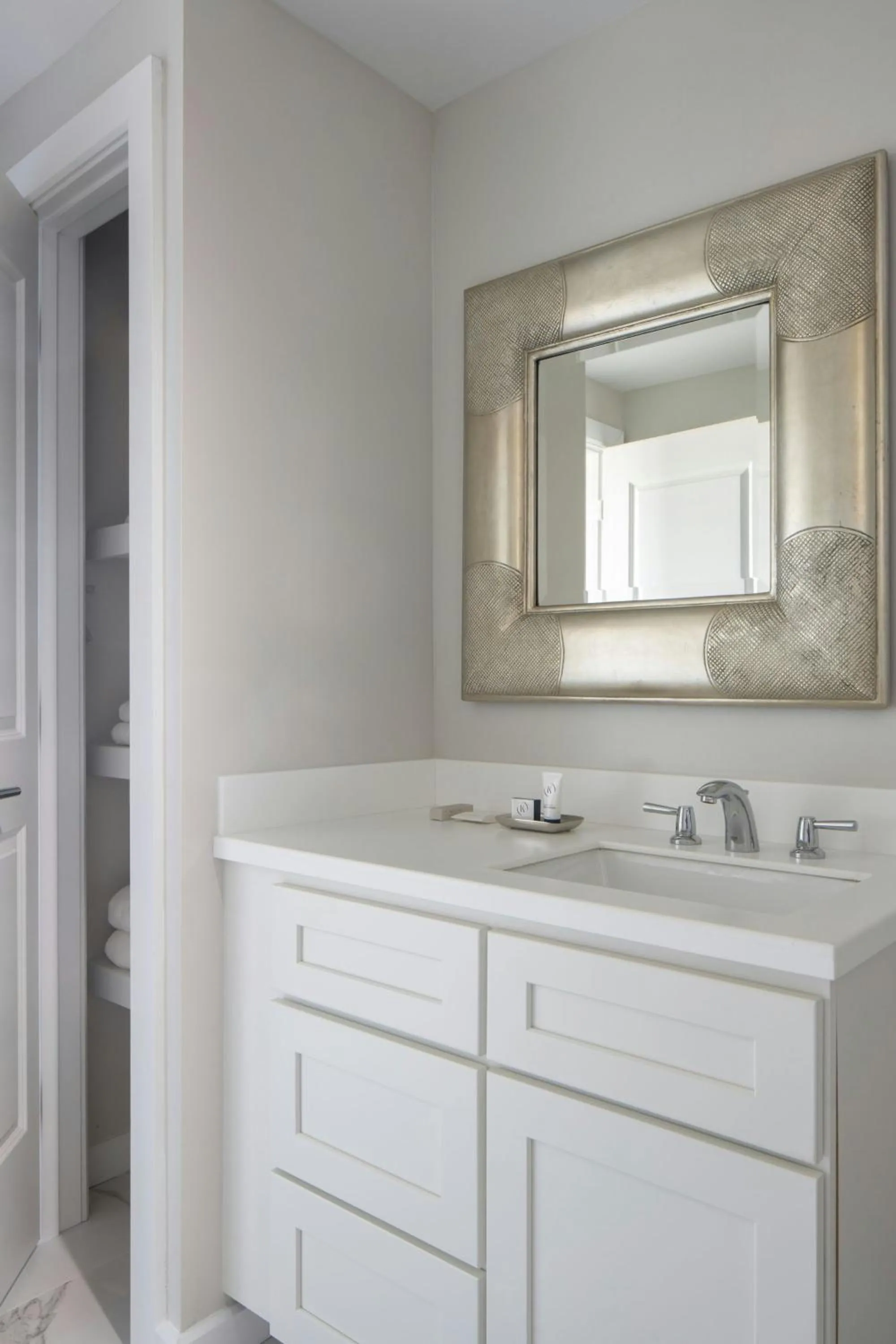 Photo of the whole room in The Karol Hotel, St. Petersburg Clearwater, a Tribute Portfolio Hotel