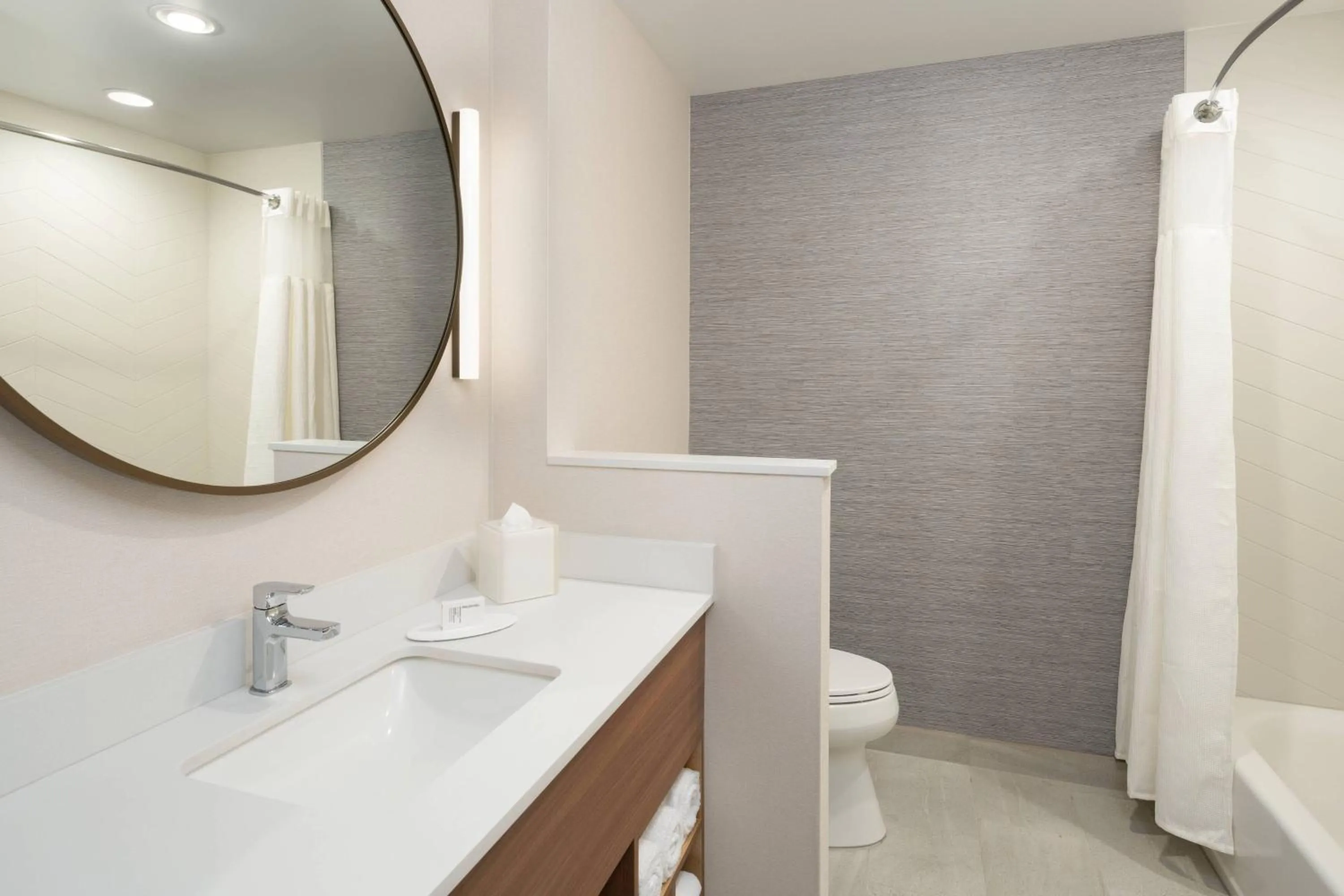 Bathroom in Fairfield Inn & Suites Vero Beach