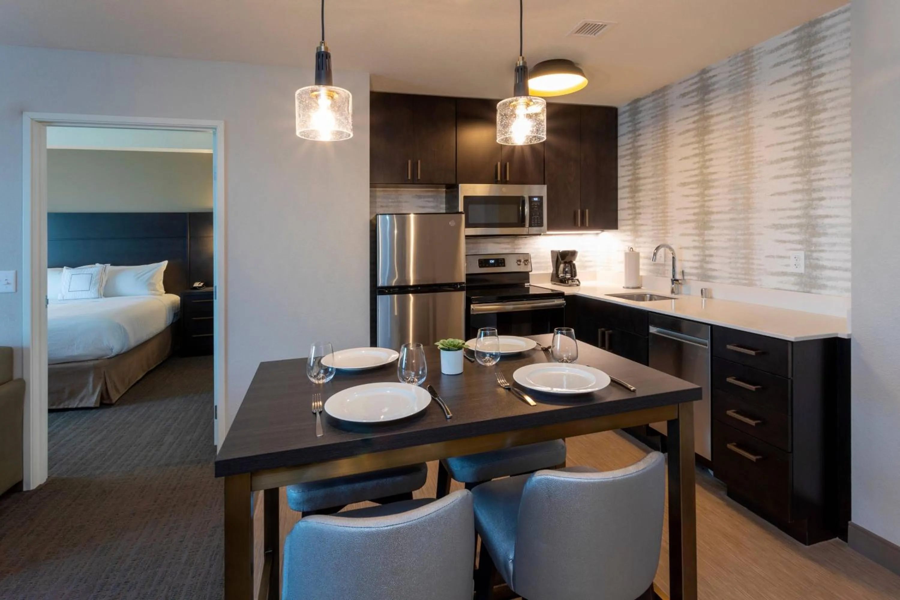 Bedroom, Bed in Residence Inn Minneapolis Maple Grove/Arbor Lakes