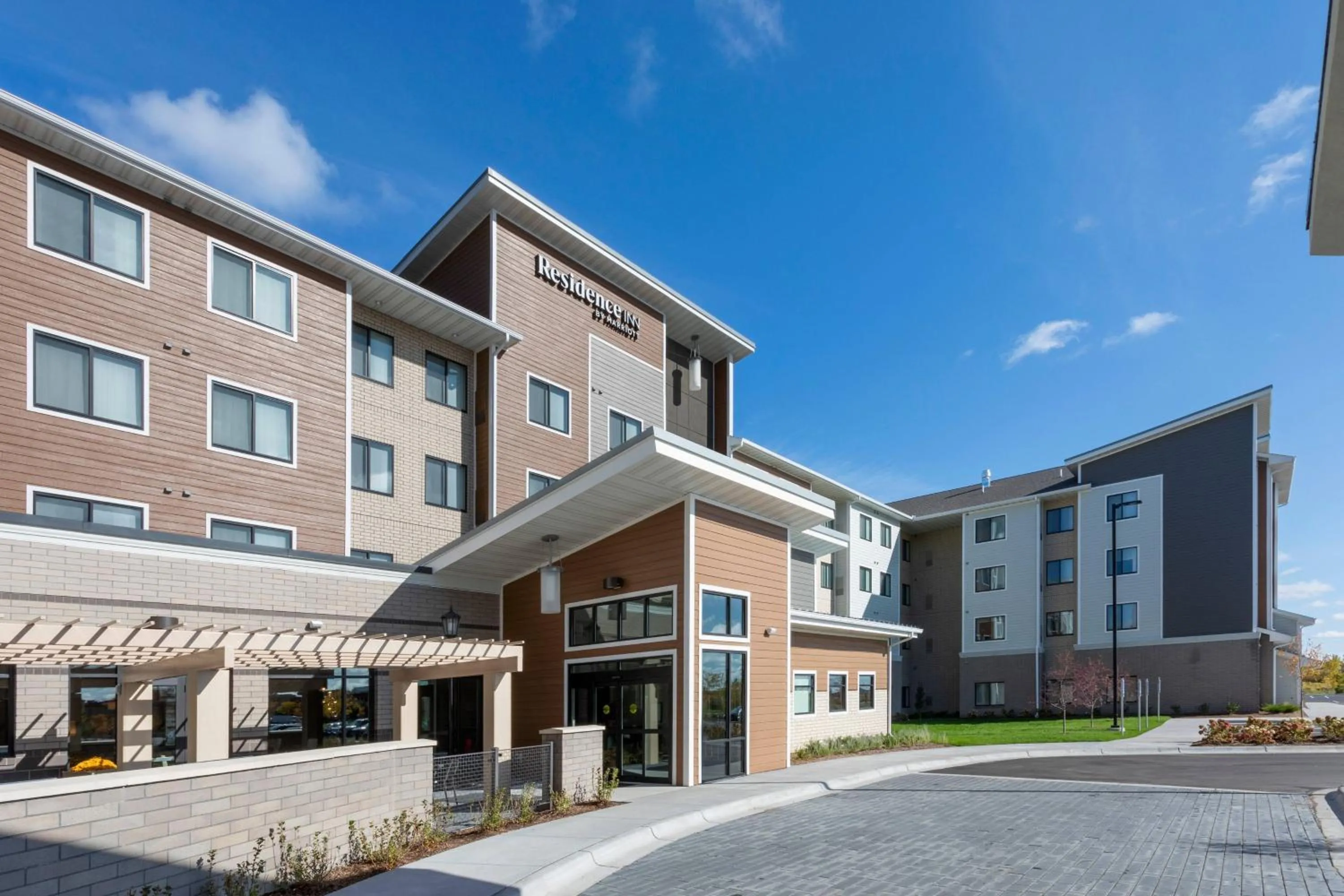 Property building in Residence Inn Minneapolis Maple Grove/Arbor Lakes