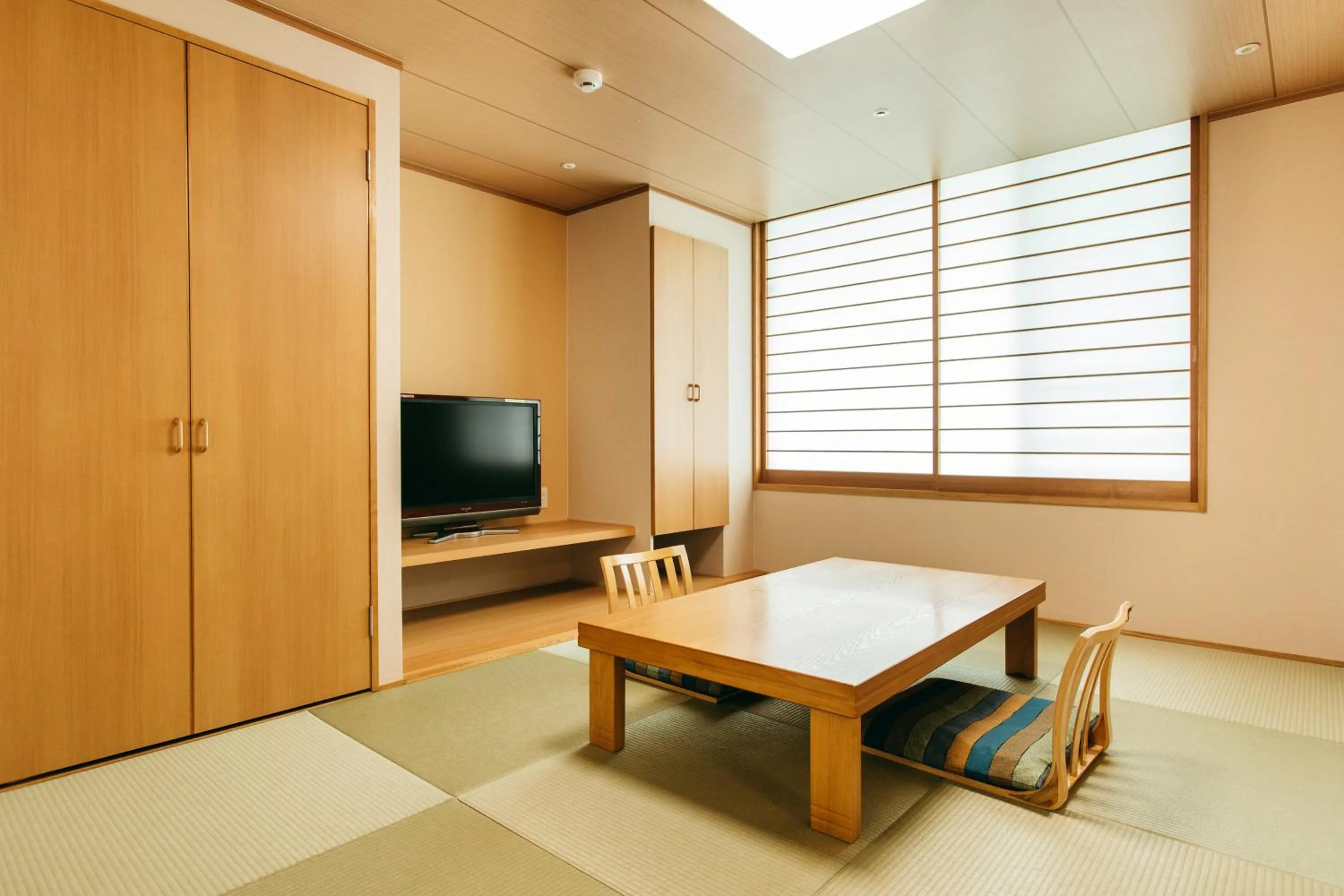 Special Japanese-Western style Room (With Open-air Bath) - single occupancy in KAMENOI HOTEL Yanagawa