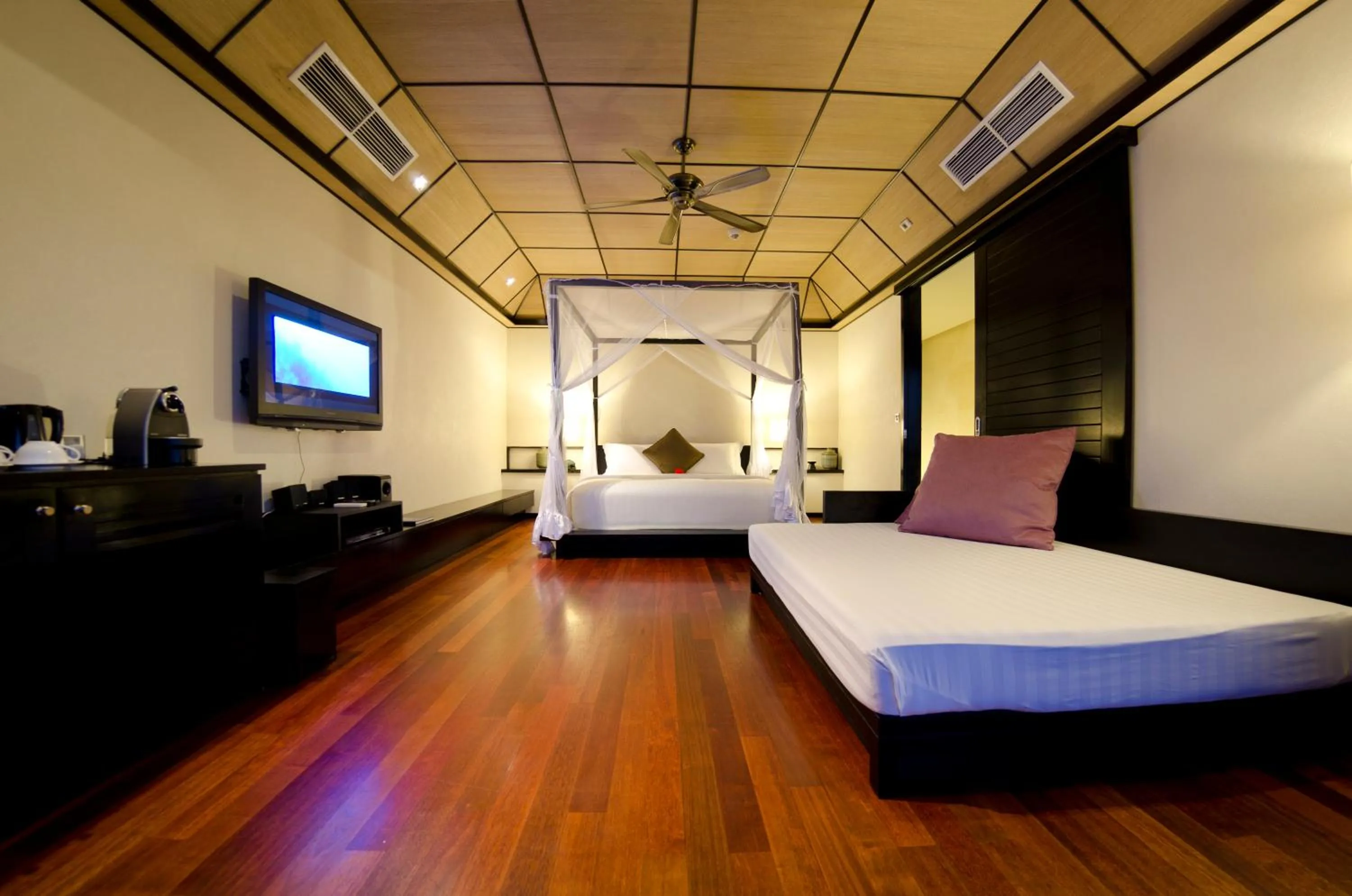 Bedroom, Bed in Lily Beach Resort and Spa - All Inclusive