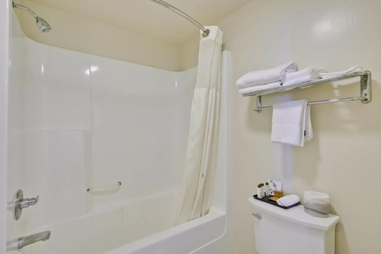 Americas Best Value Inn - Sky Ranch Palo Alto