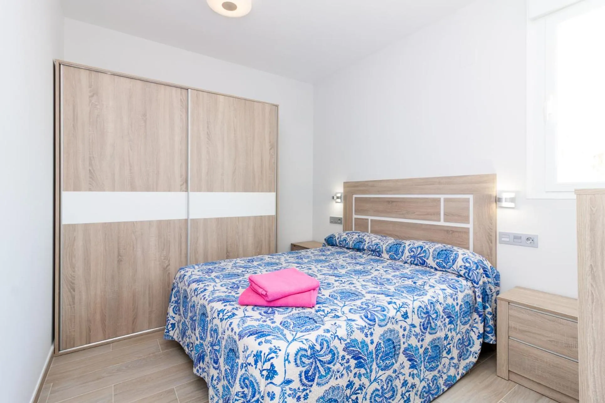 Bedroom, Bed in Dúplex Terrace Almuñécar