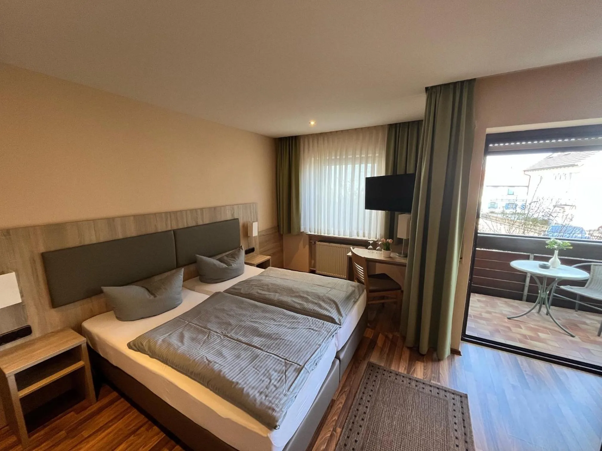 TV and multimedia, Bed in Annas Gästehaus