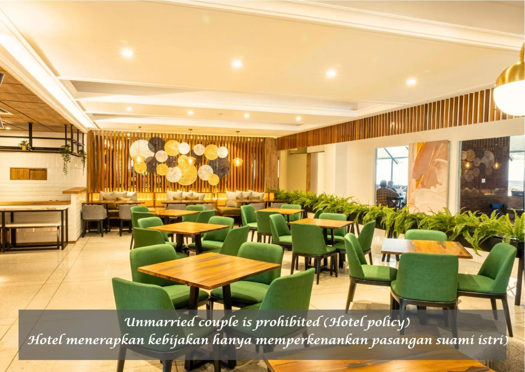 Restaurant/places to eat in Hotel Gren Alia Cikini