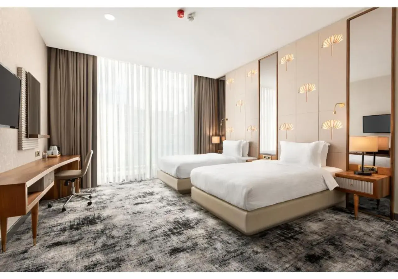 Twin Room - Non-Smoking in Tryp by Wyndham Istanbul Topkapi Twin Room - Non-Smoking in Tryp by Wyndham Istanbul Topkapi