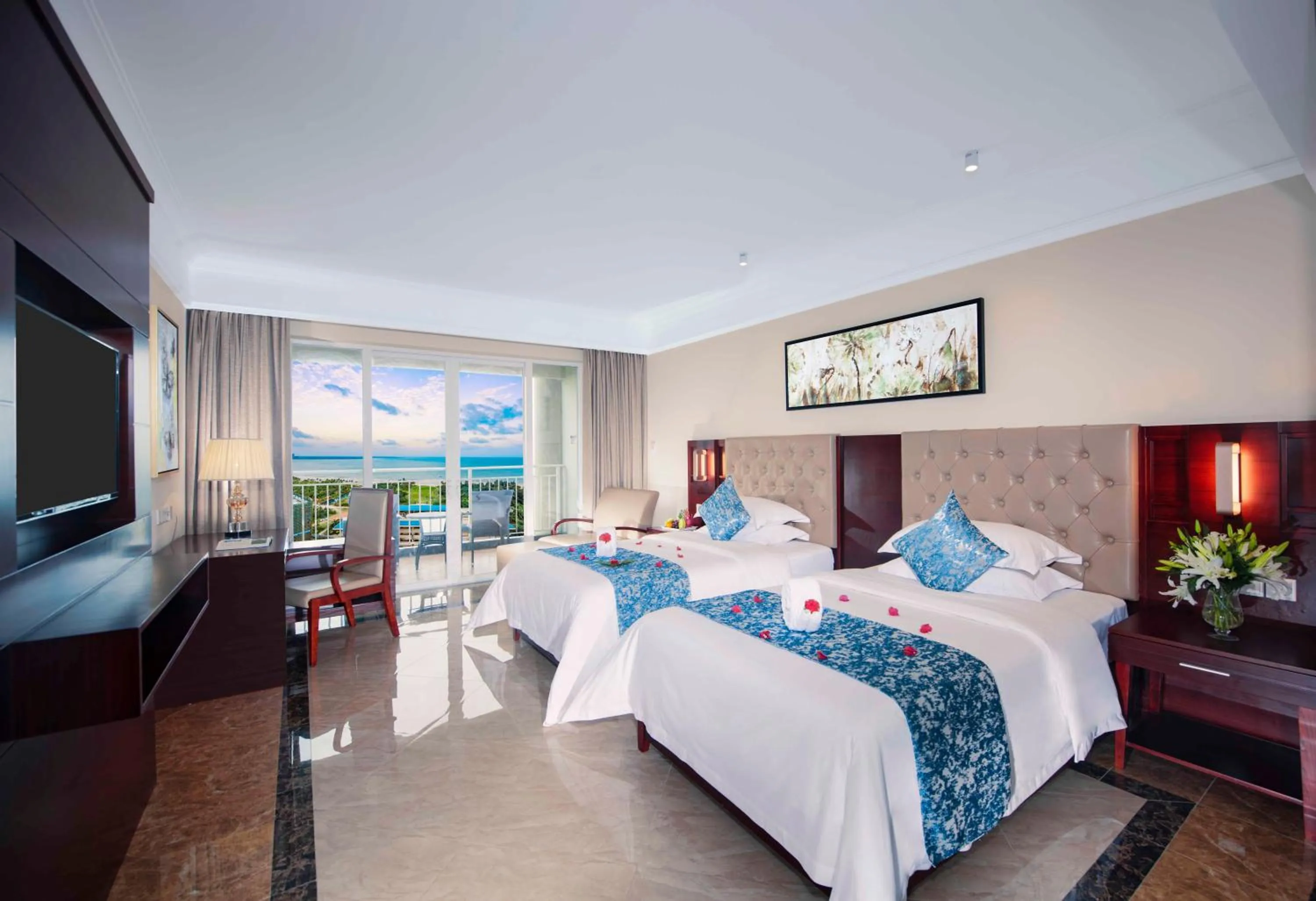 Photo of the whole room, Bed in Wyndham Garden Wenchang Nanguo