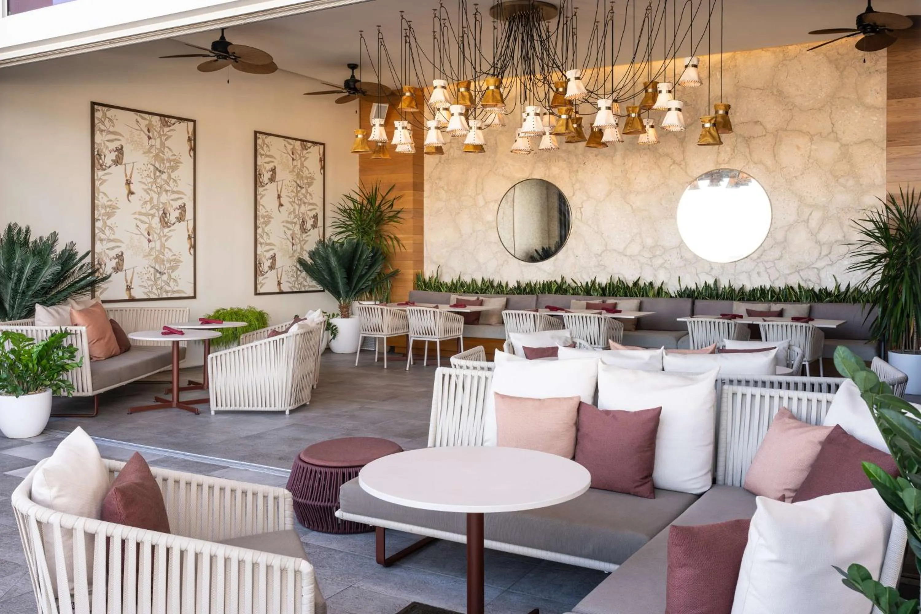 Restaurant/places to eat in Canopy West Palm Beach - Downtown