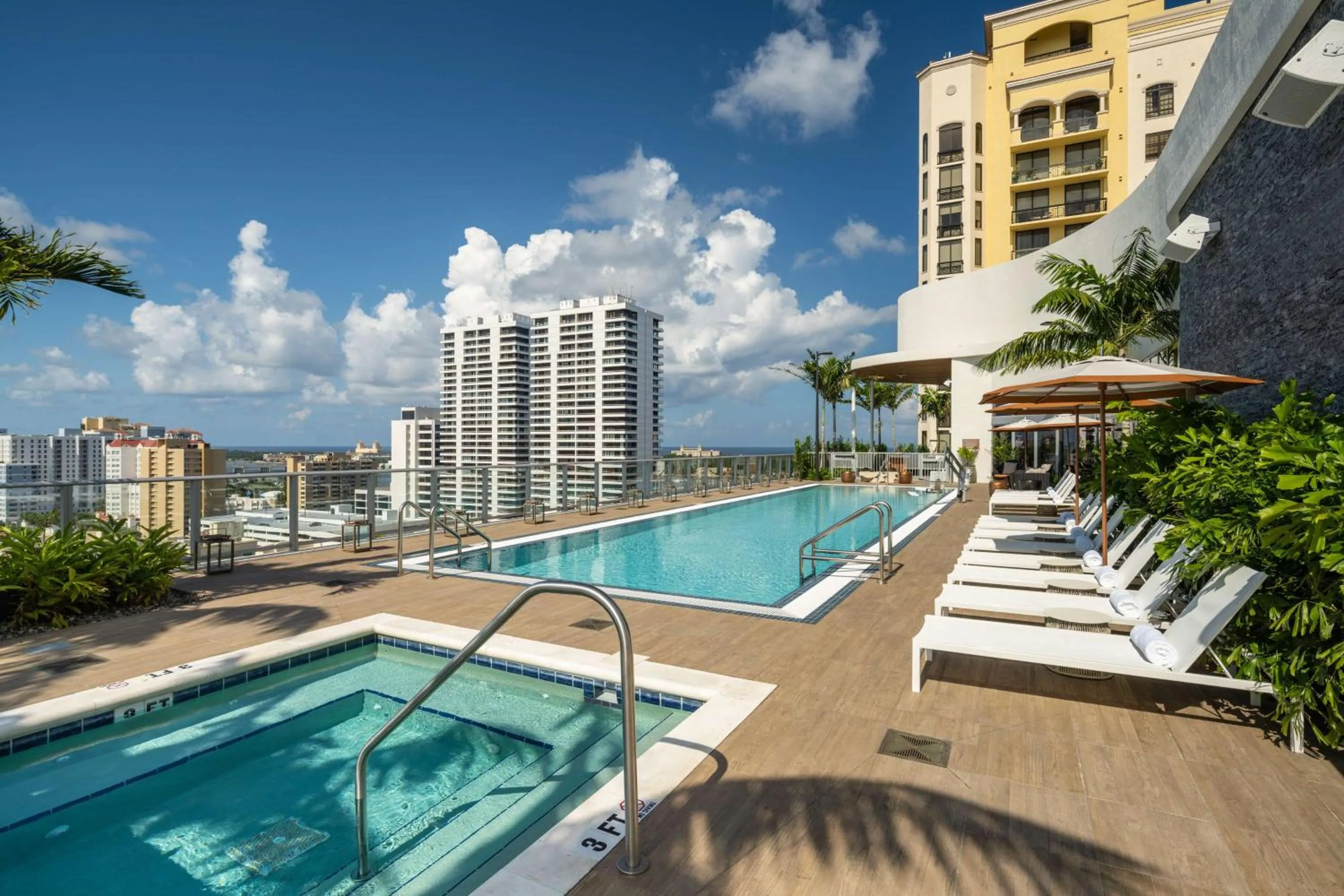 Pool view in Canopy West Palm Beach - Downtown