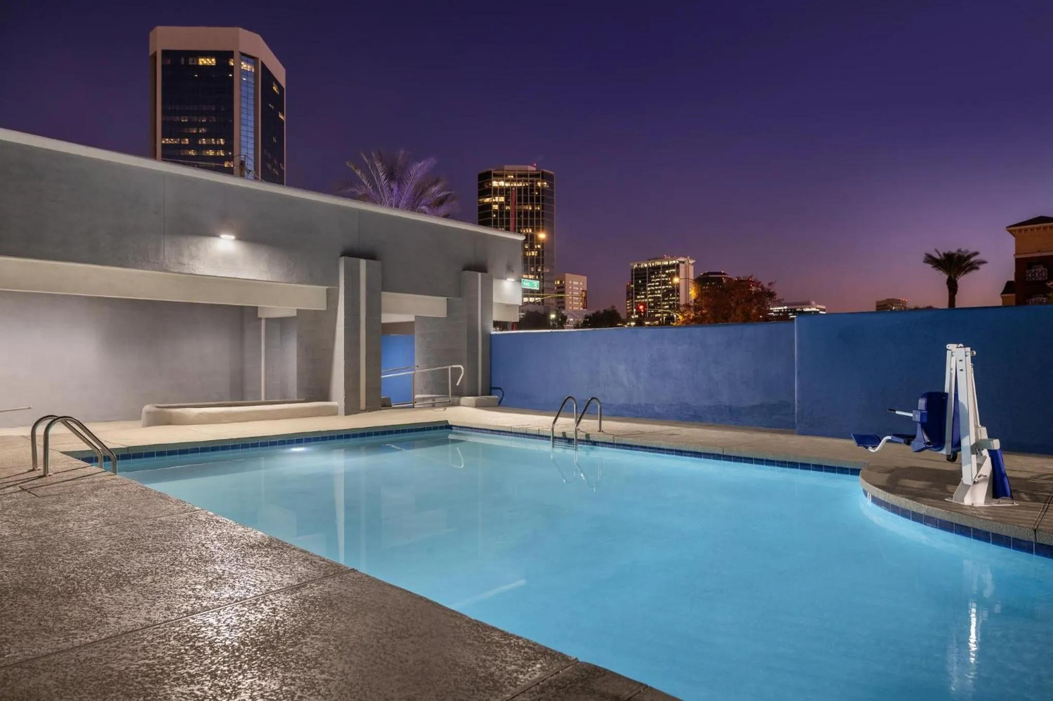 Swimming pool in Holiday Inn Express & Suites Phoenix - Midtown, an IHG Hotel