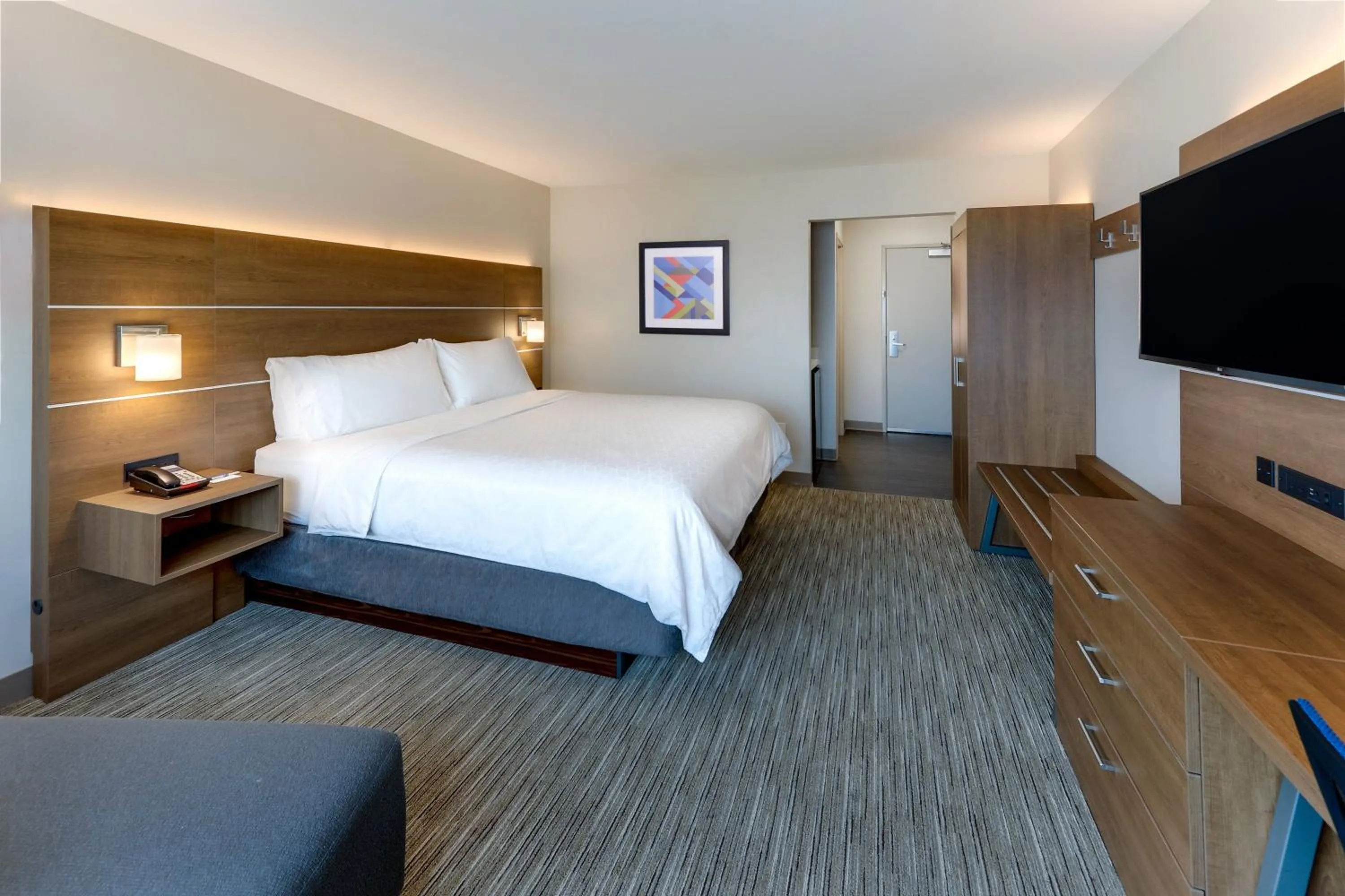 Photo of the whole room, Bed in Holiday Inn Express & Suites - Middletown - Goshen by IHG