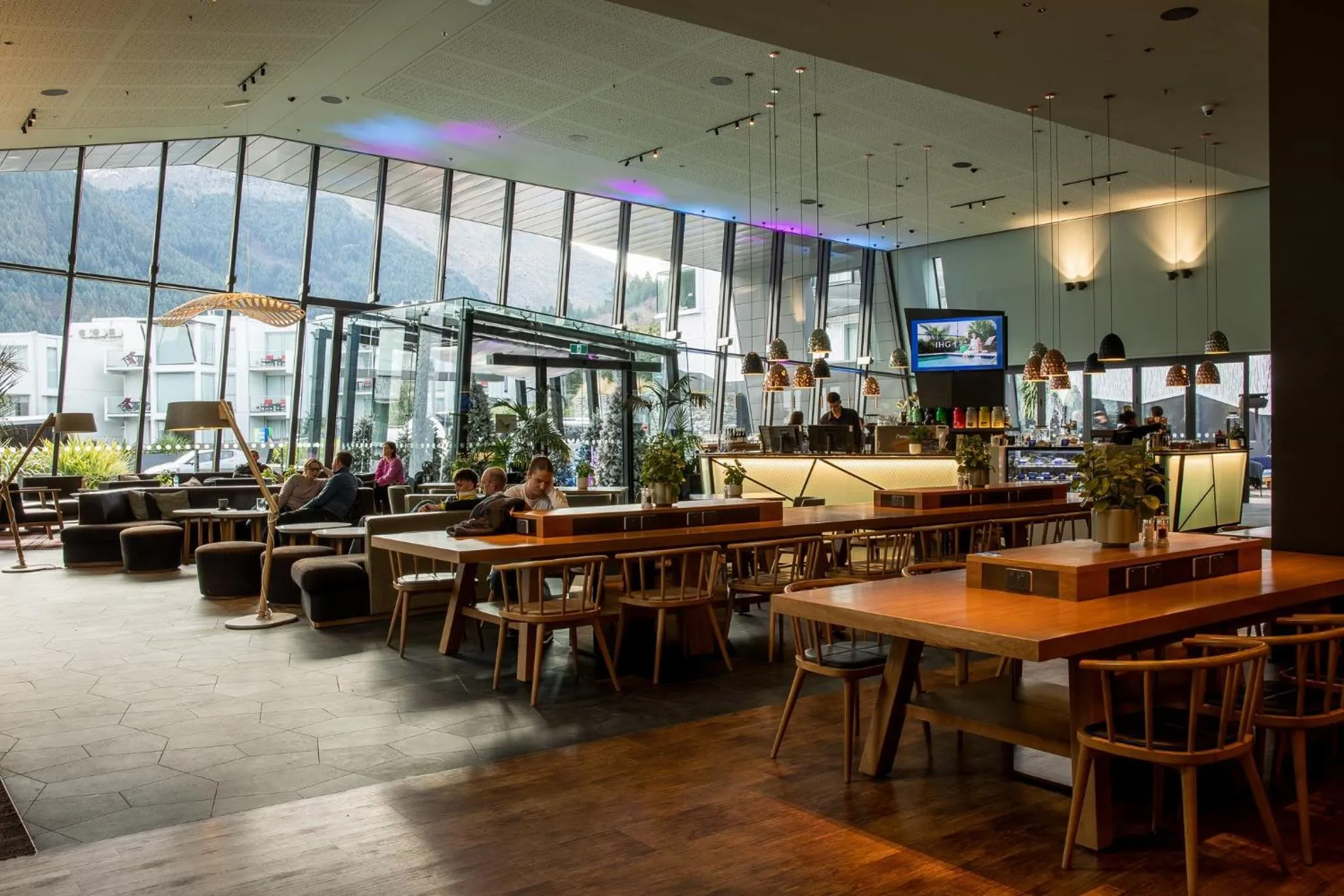 Property building in Holiday Inn Express & Suites Queenstown by IHG