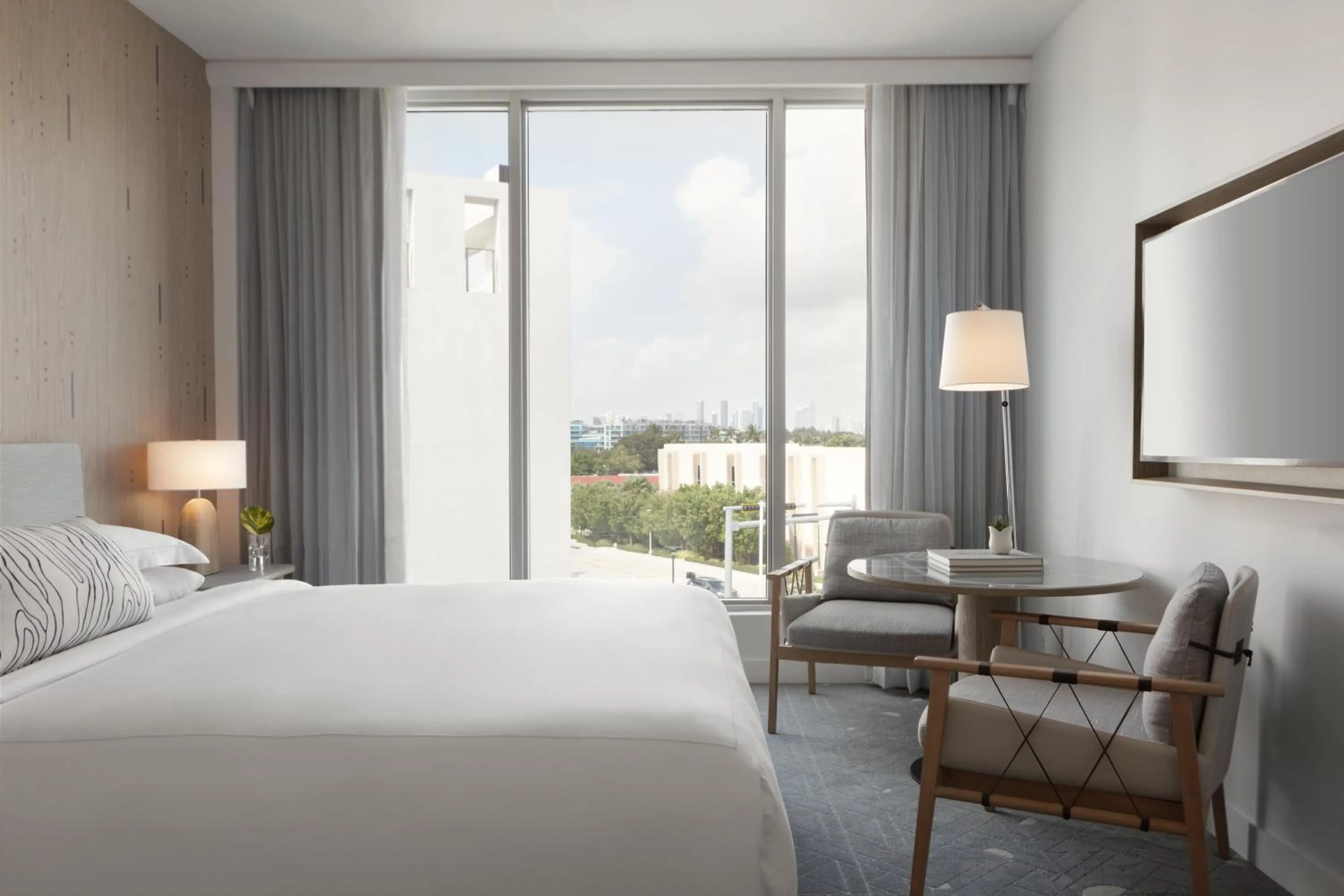 Photo of the whole room, Bed in Kimpton - Hotel Palomar South Beach by IHG
