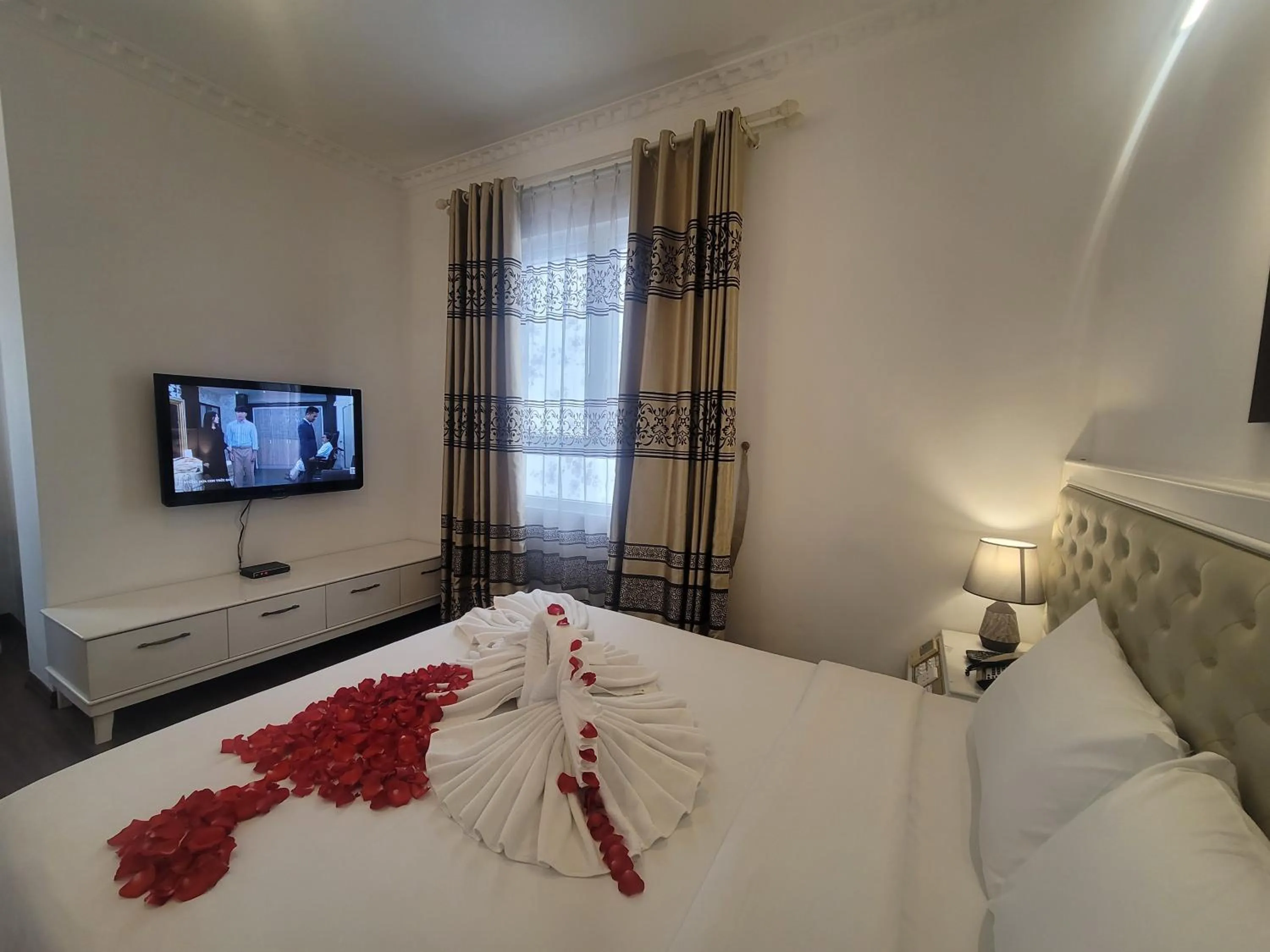 Bedroom, Bed in Luxor Boutique Hotel