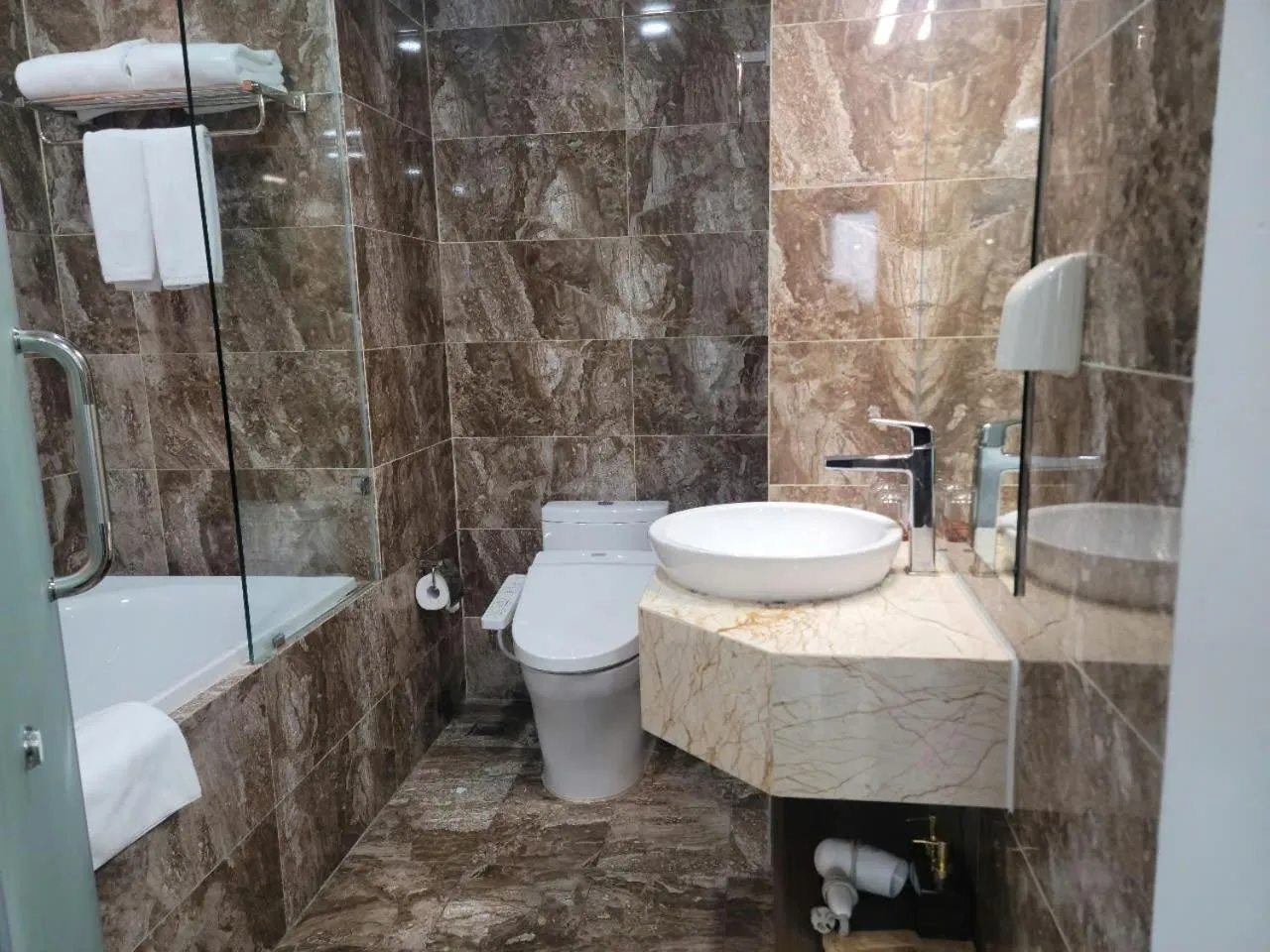 Bathroom in Luxor Boutique Hotel