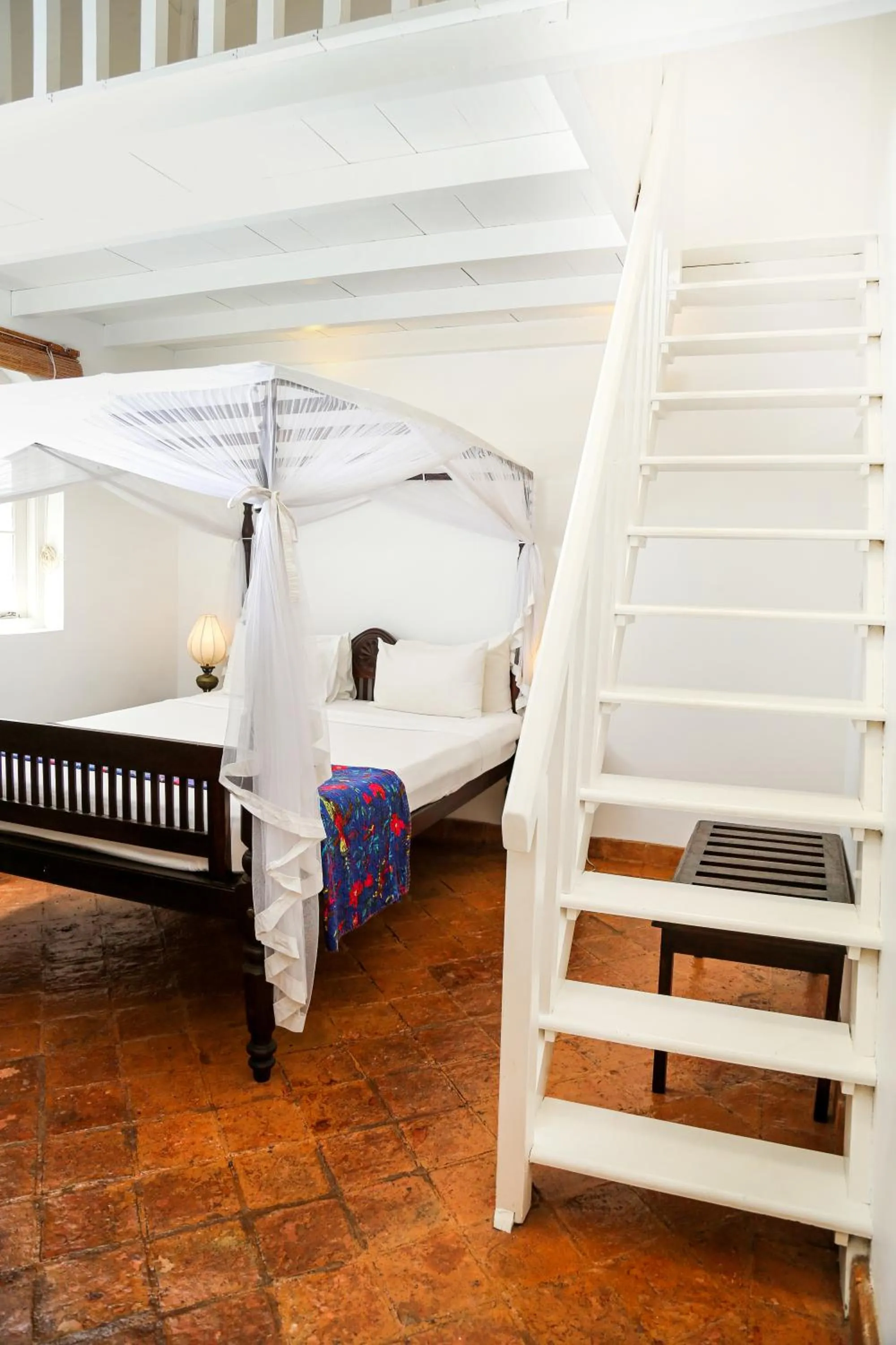 Bed in Mango House - Galle Fort