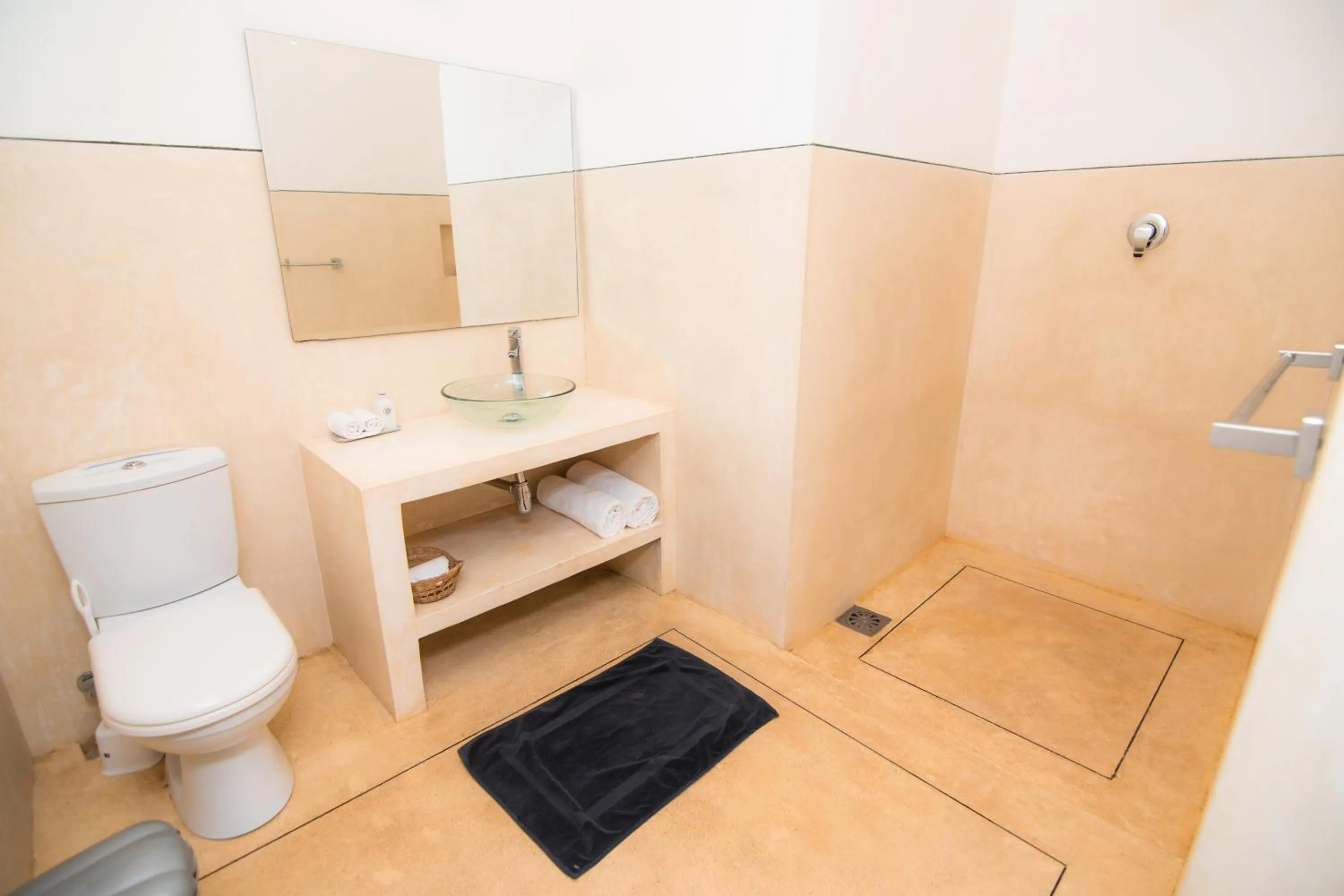 Shower in Mango House - Galle Fort