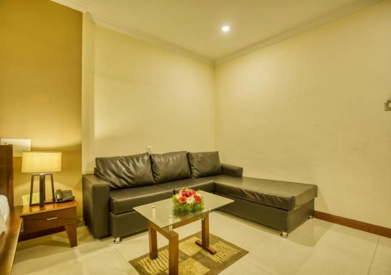 Seating area in Hotel Pearl Palace