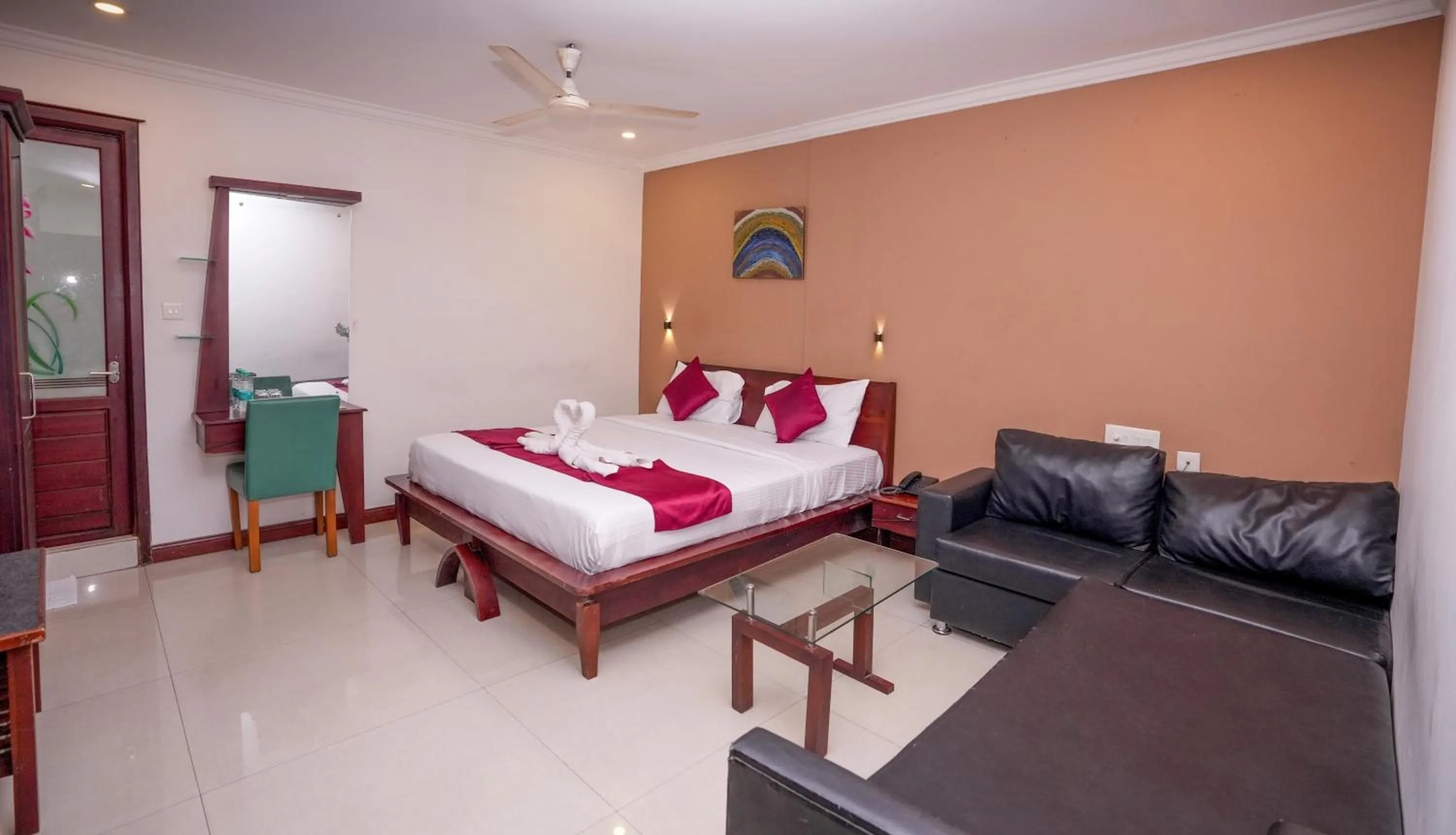 Bedroom, Bed in Hotel Pearl Palace