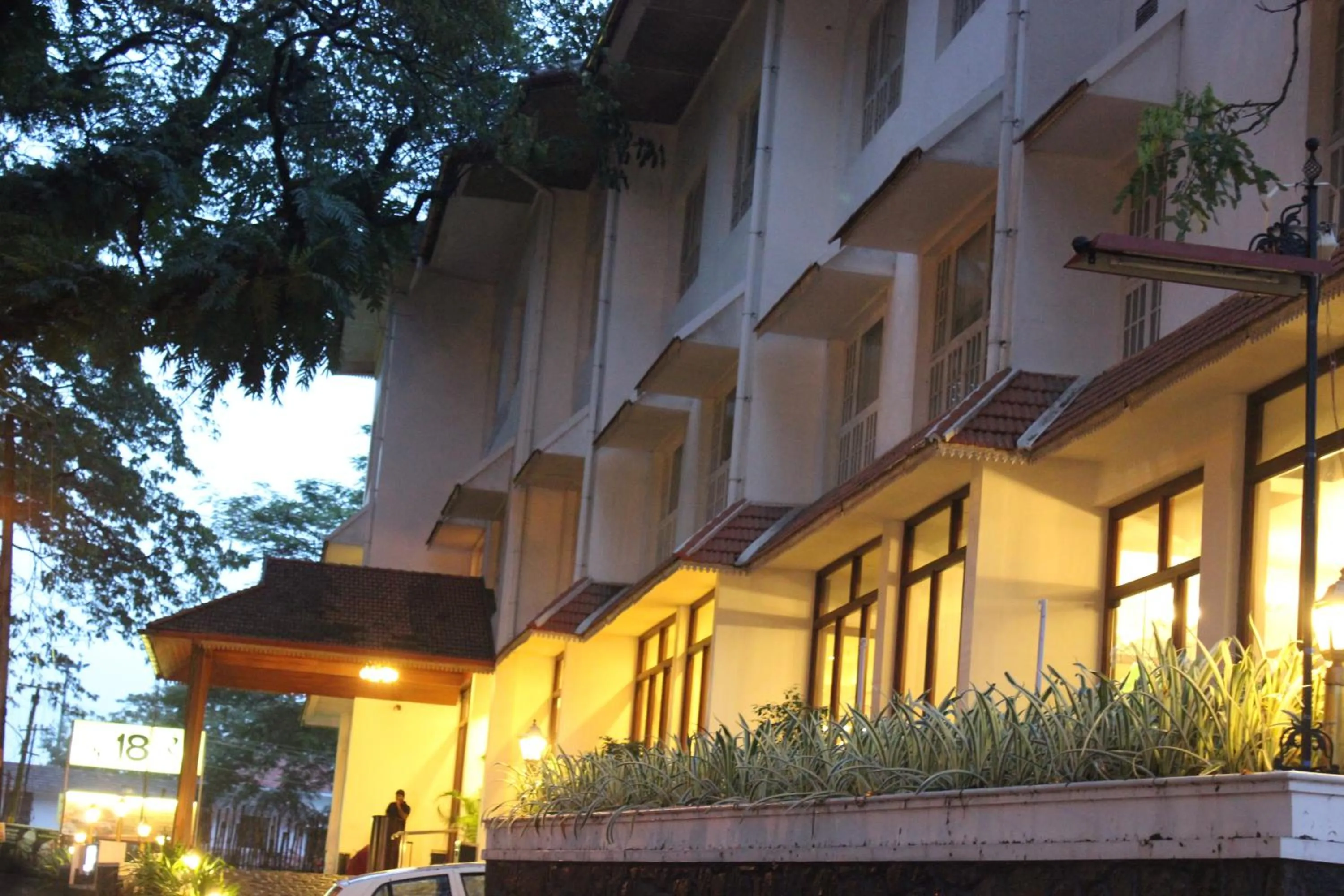 Facade/entrance in No. 18 Hotel