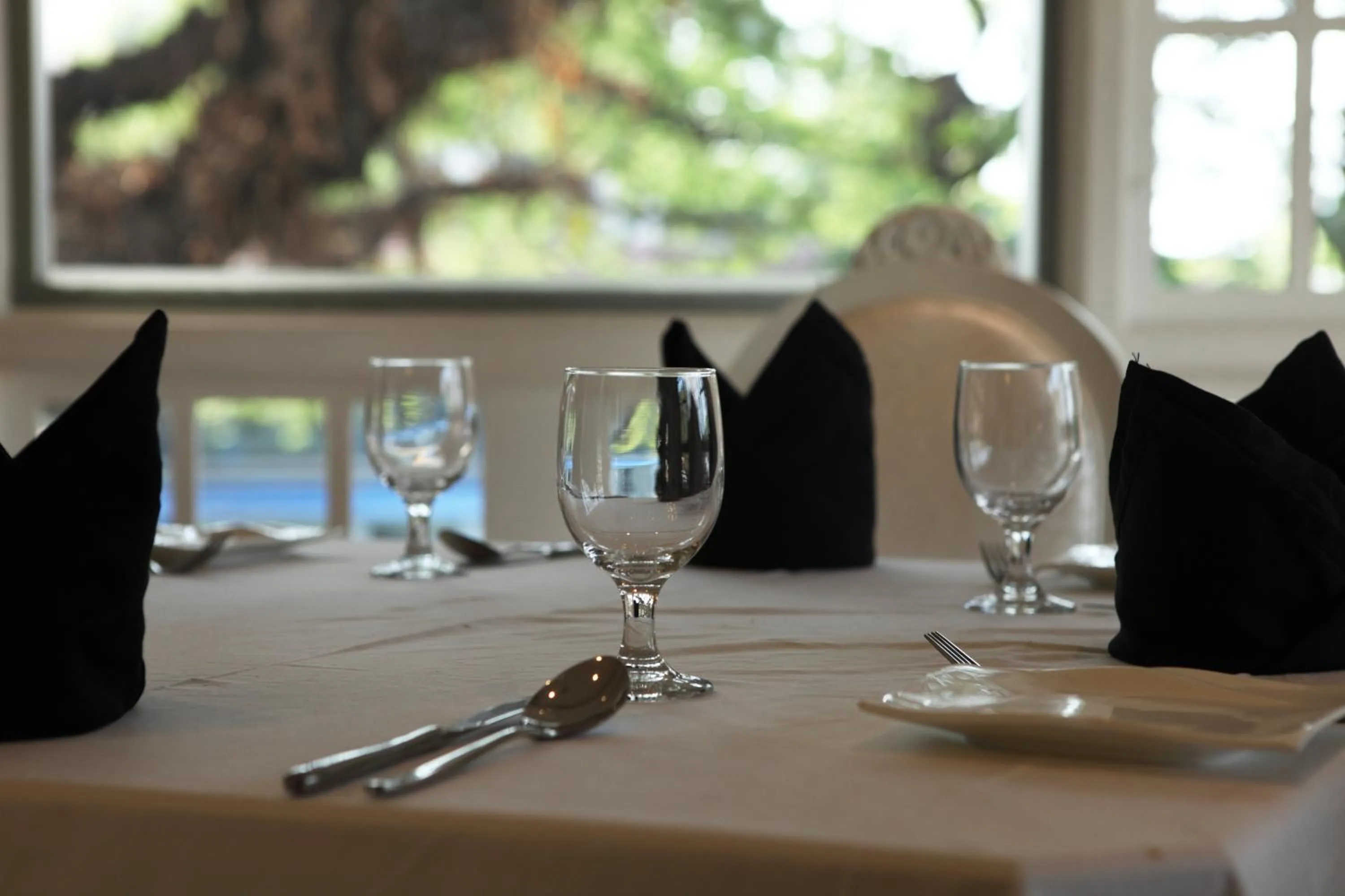 Restaurant/places to eat in No. 18 Hotel